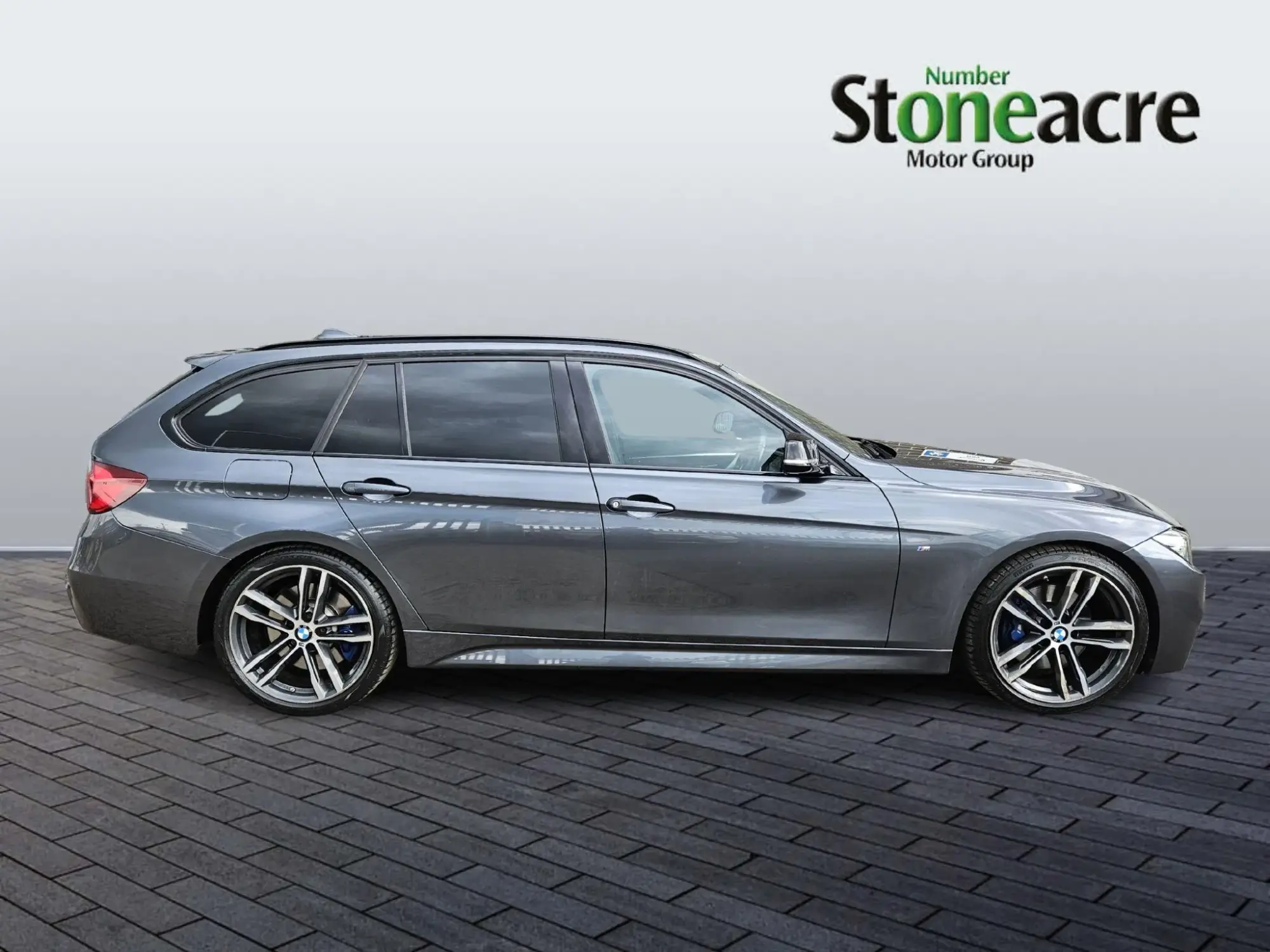 BMW 3 Series 320i M Sport Shadow Edition 5dr Step Auto YG69ZWN Image 2