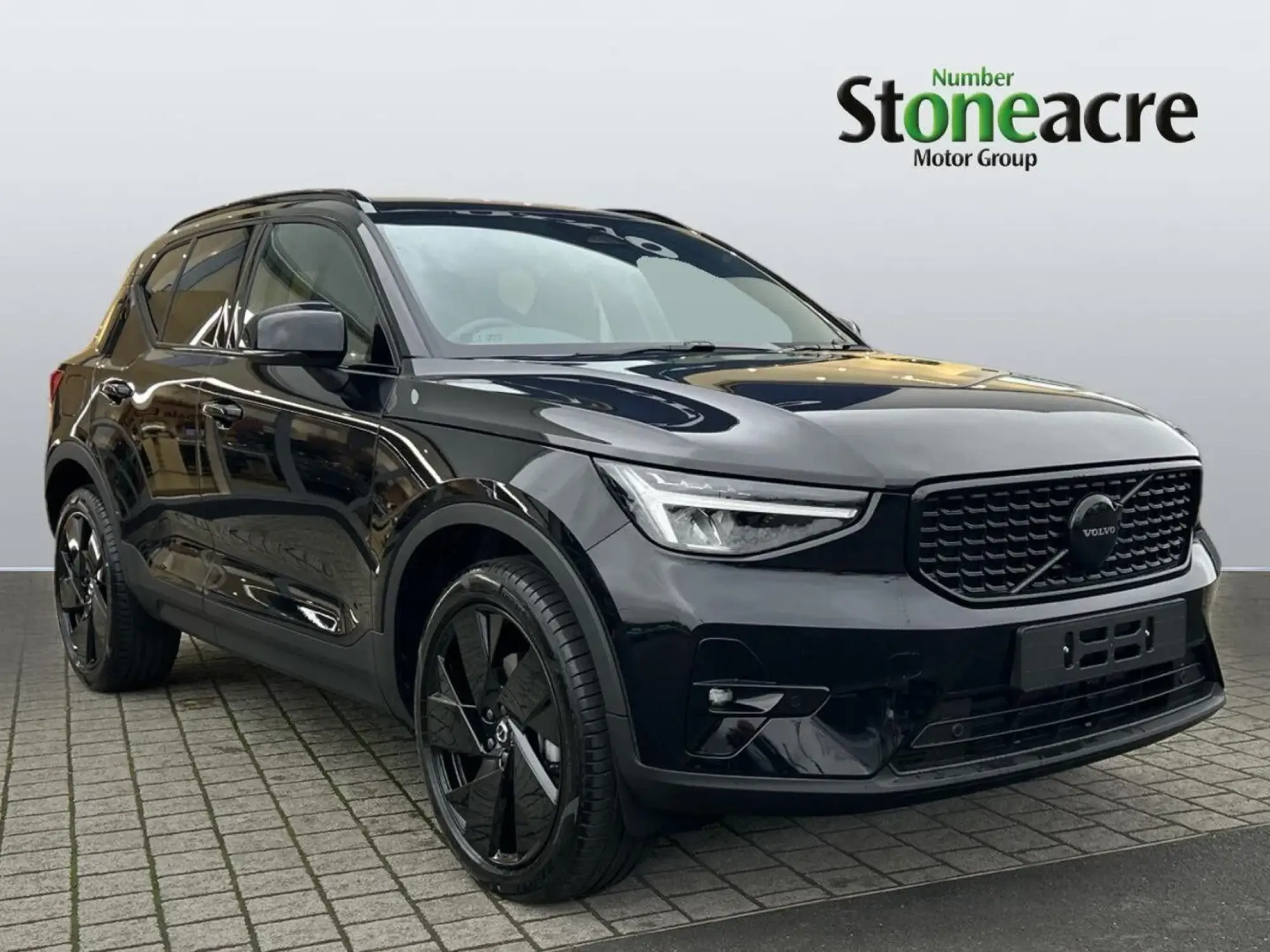 Volvo XC40 Image 2