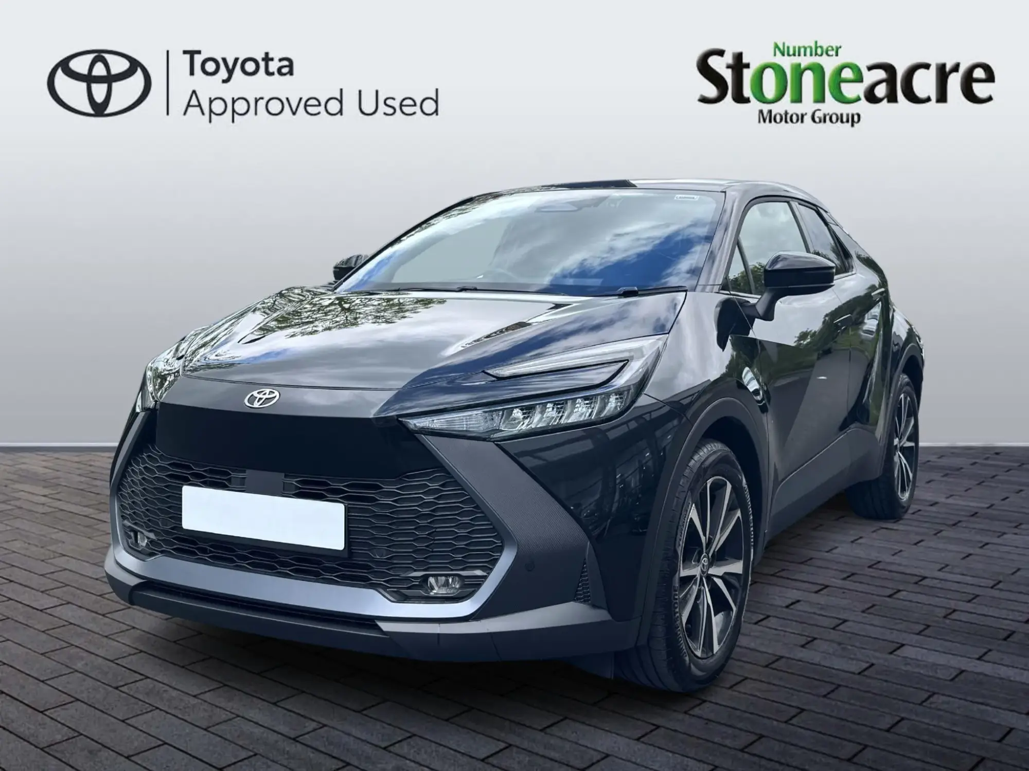 Toyota C-HR Plug-in Hybrid Image 7 Toyota C-HR Plug-in Hybrid Image 7
