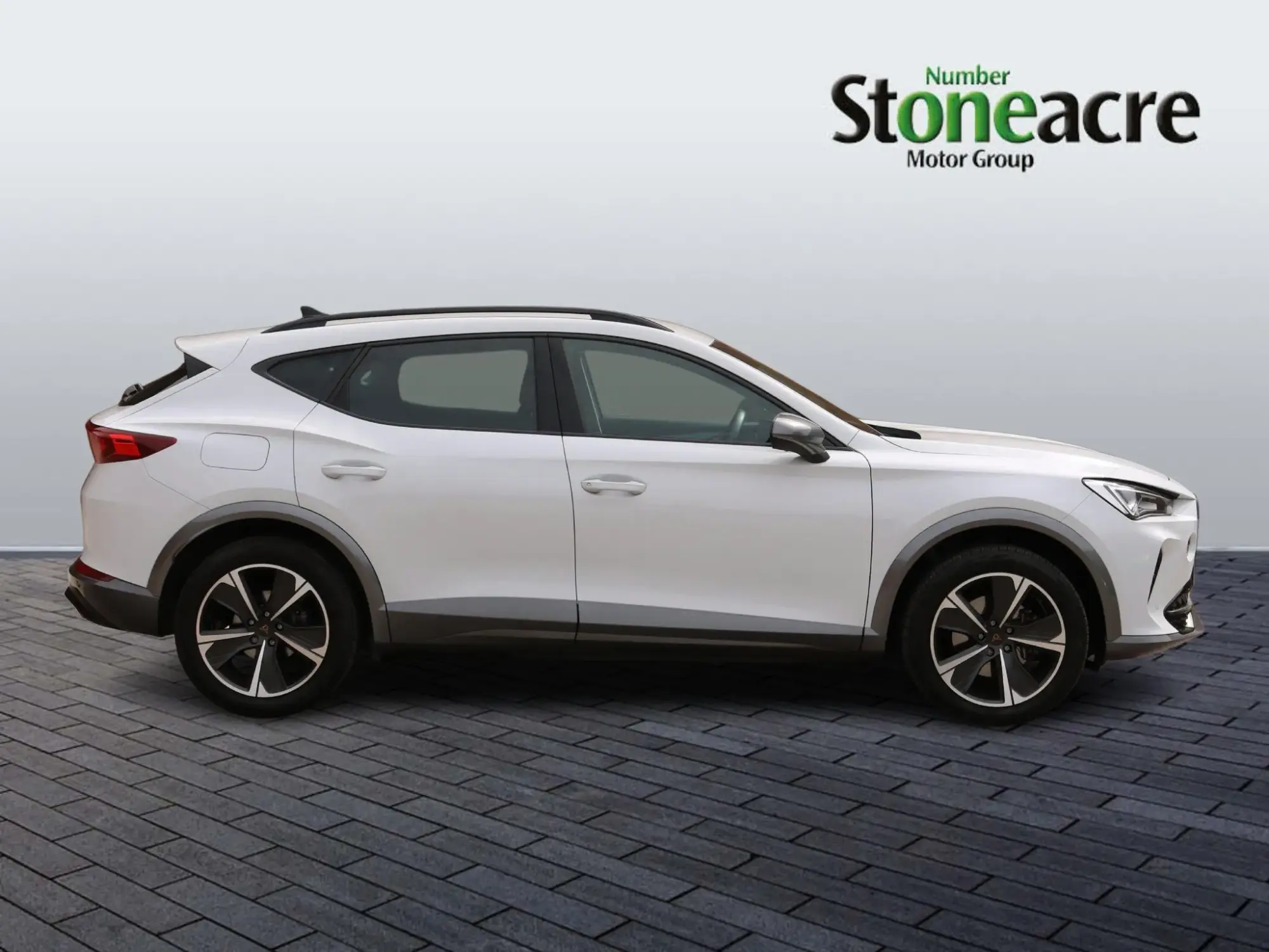 CUPRA Formentor 1.4 12.8kWh V1 DSG Euro 6 (s/s) 5dr KN74NOF Image 2