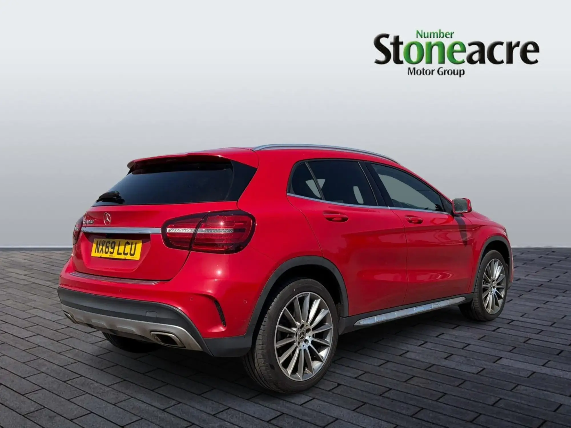 Mercedes-Benz GLA Image 4