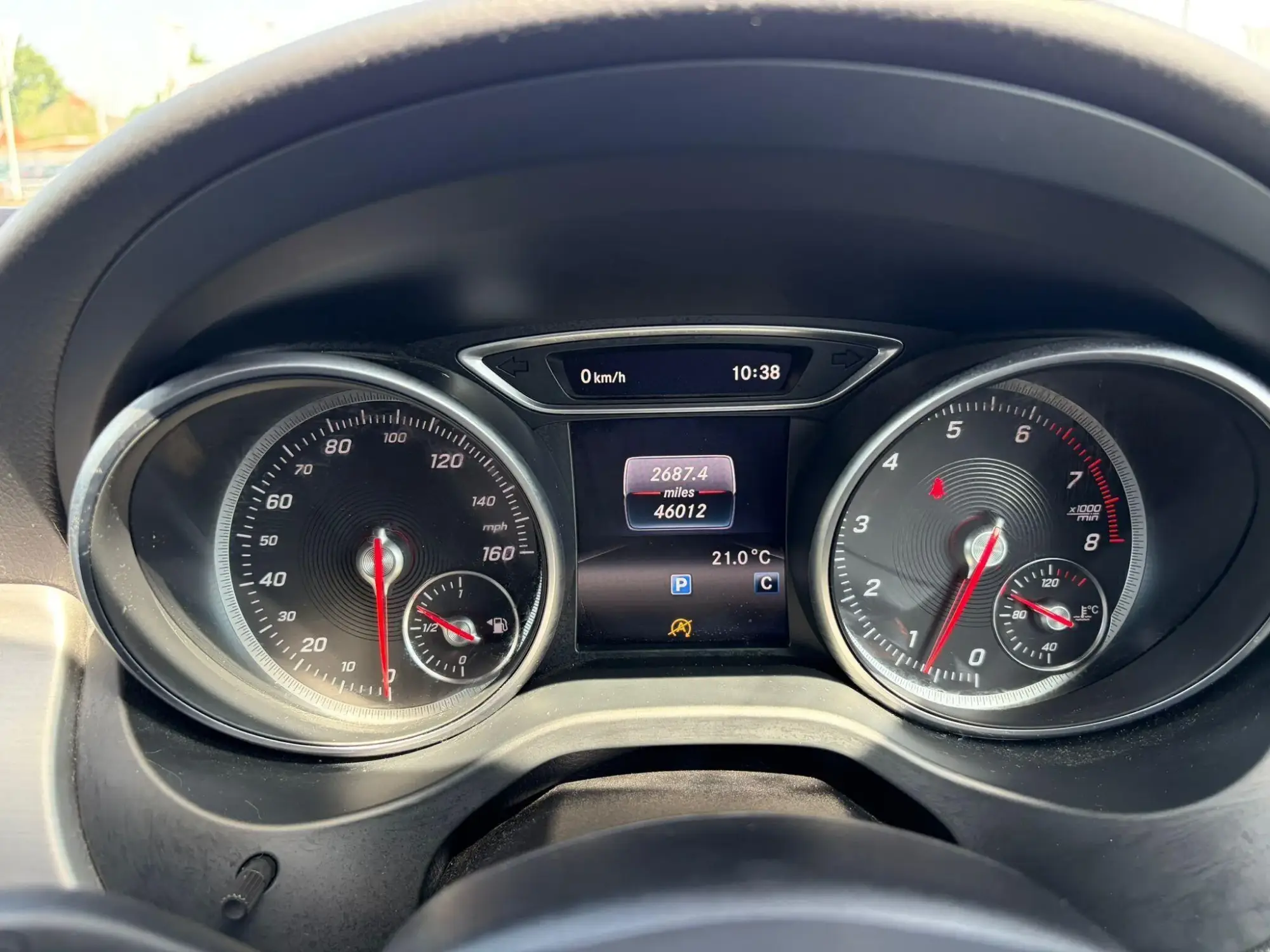 Mercedes-Benz GLA Image 14
