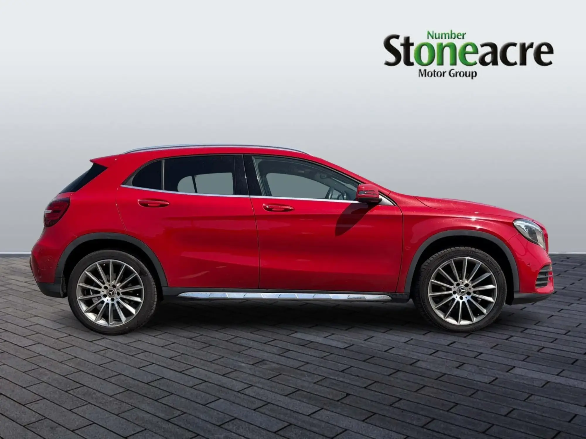 Mercedes-Benz GLA Image 20