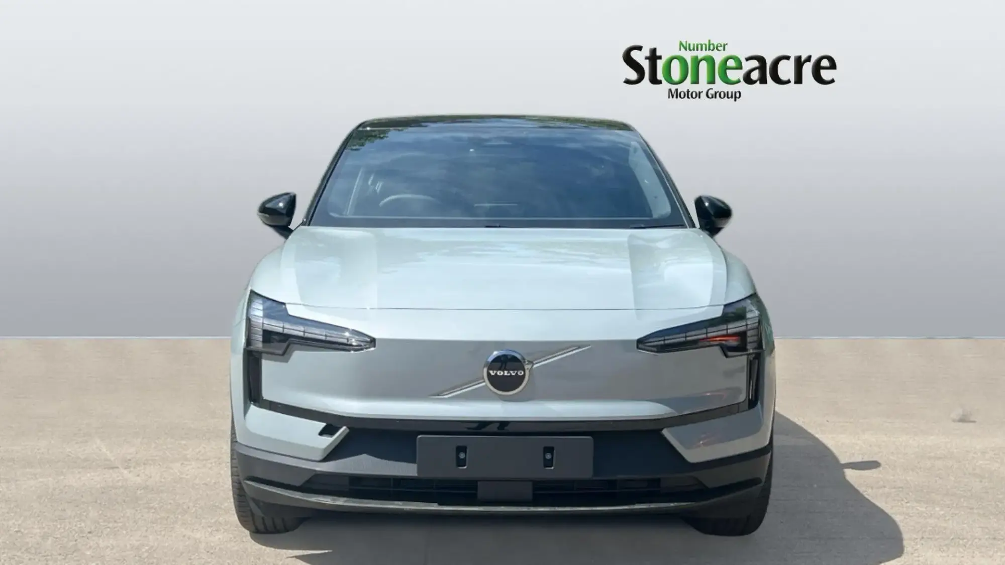 Volvo EX30 200kW SM Extended Range Plus 69kWh 5dr Auto ND26LFV Image 2