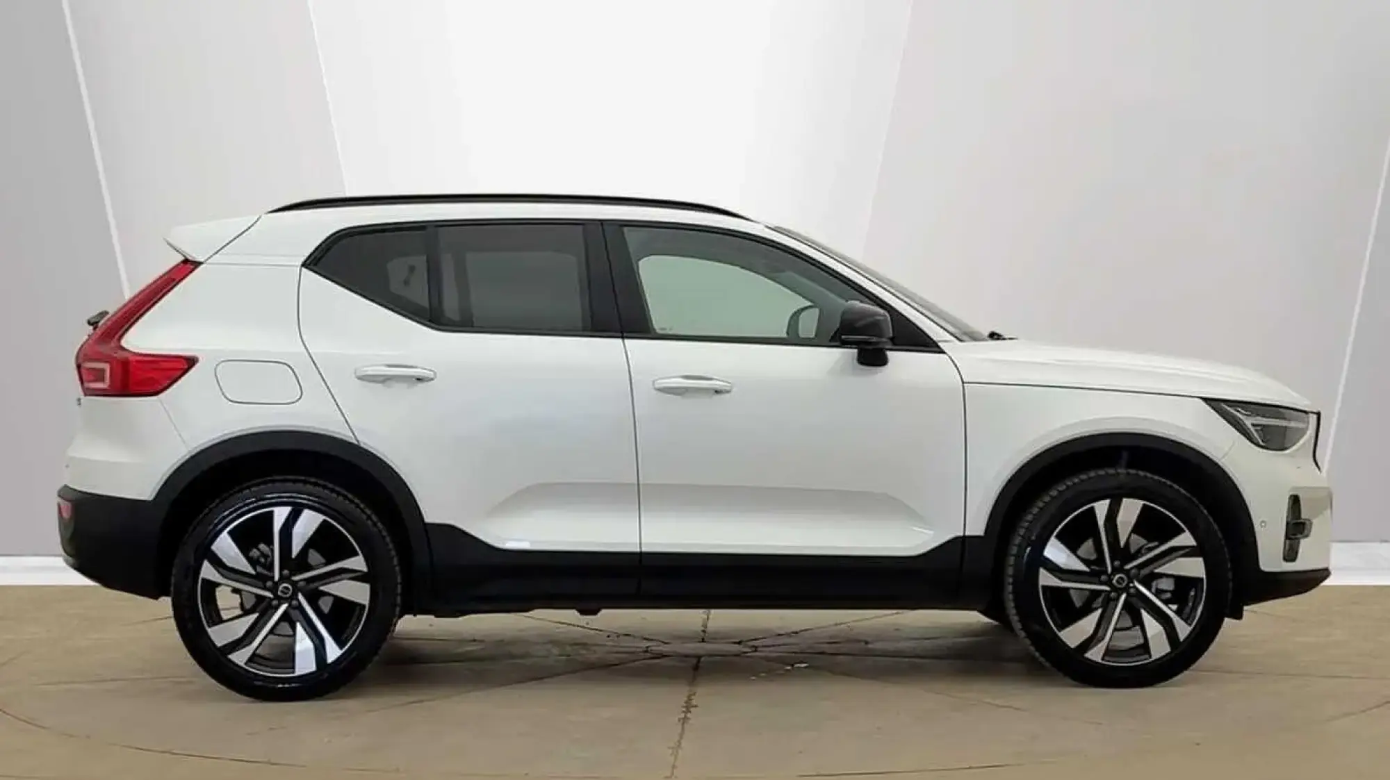 Volvo XC40 Image 2 Volvo XC40 Image 2