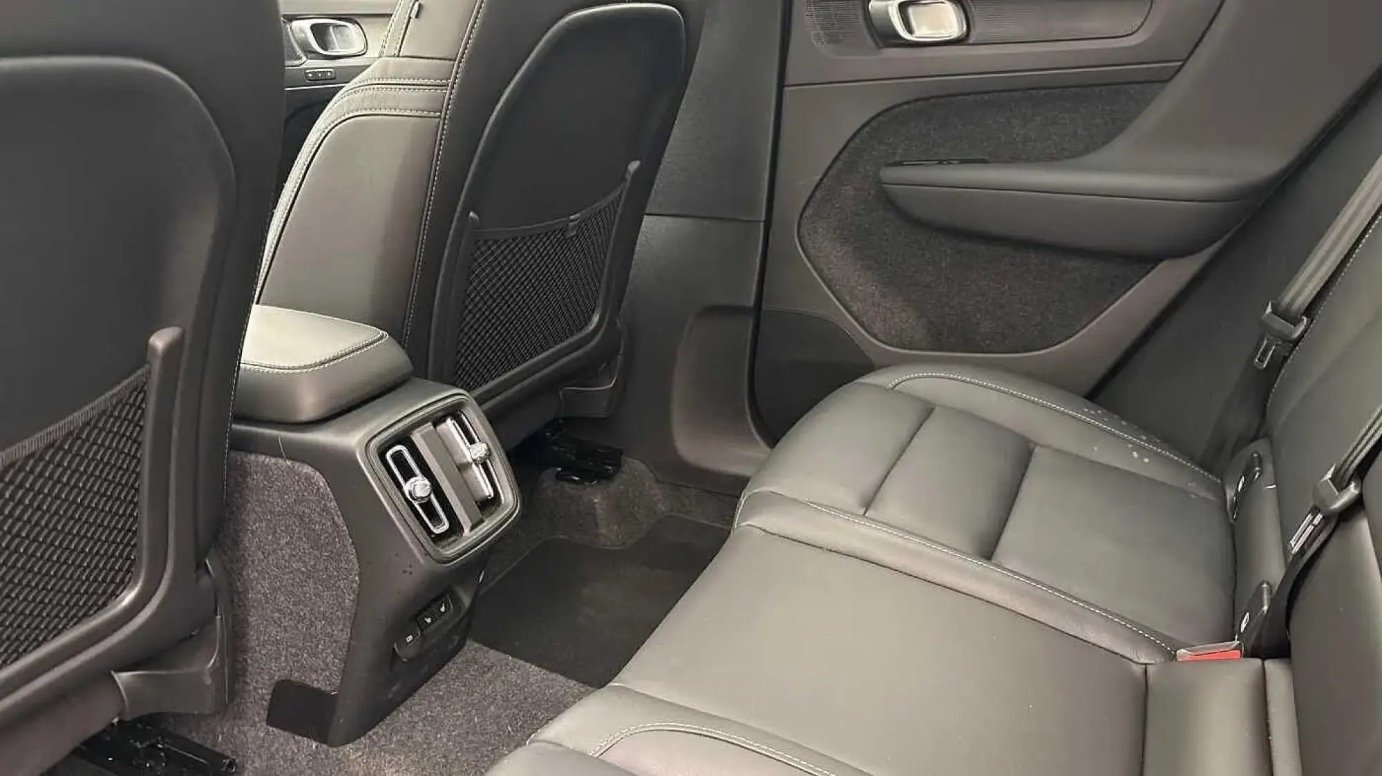 Volvo XC40 Image 12 Volvo XC40 Image 12