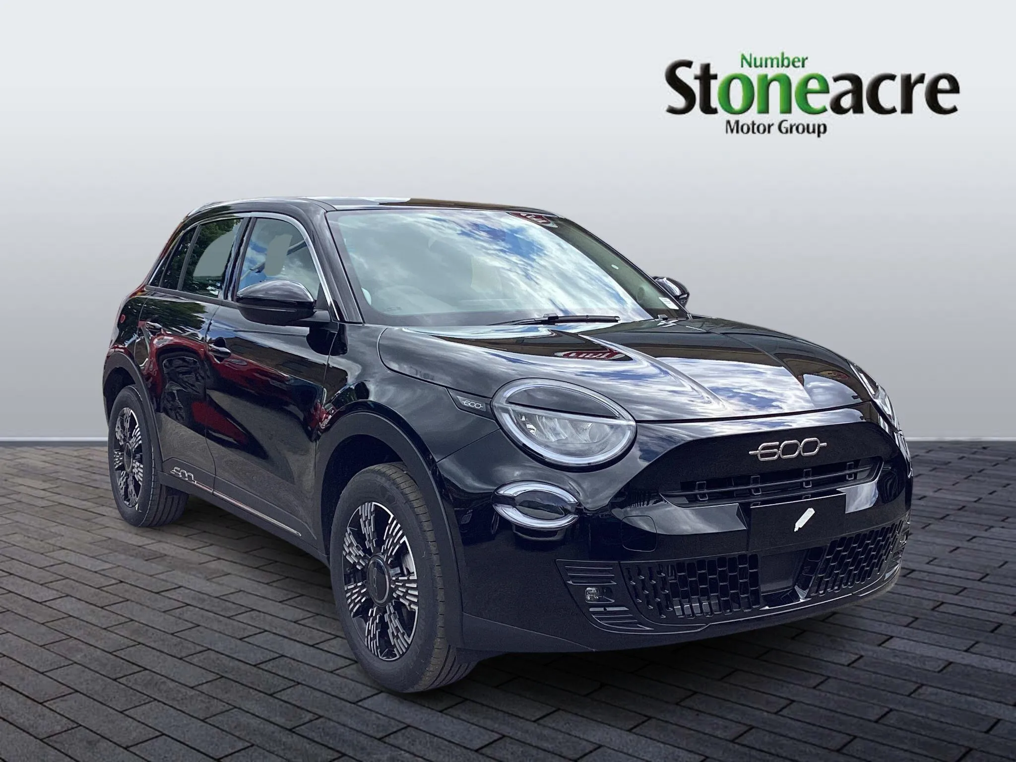 Fiat 600 Petrol undefined 1.2 MHEV Icon e-DCT Euro 6 (s/s) 5dr