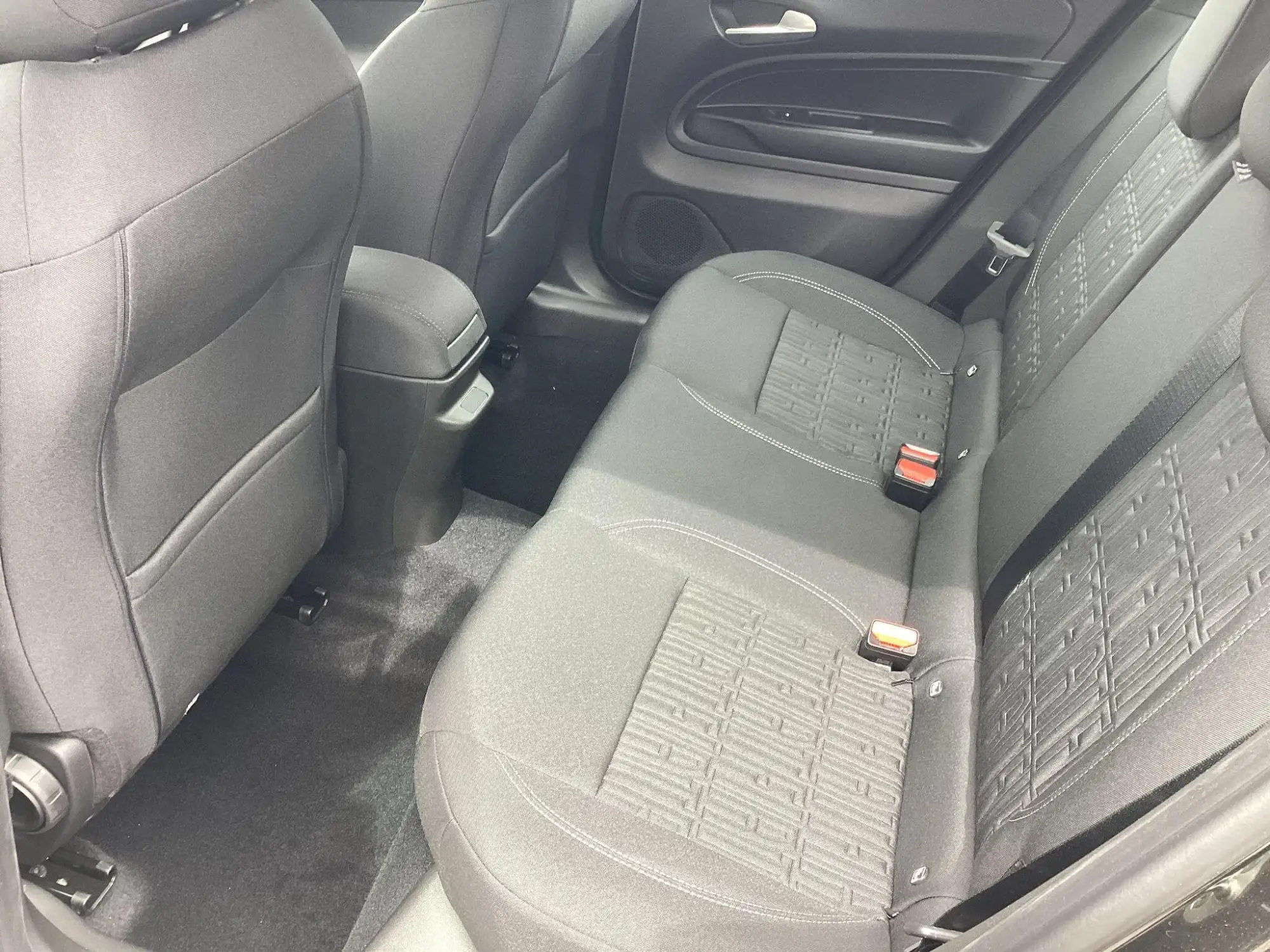 Fiat 600 Petrol Image 13 Fiat 600 Petrol Image 13