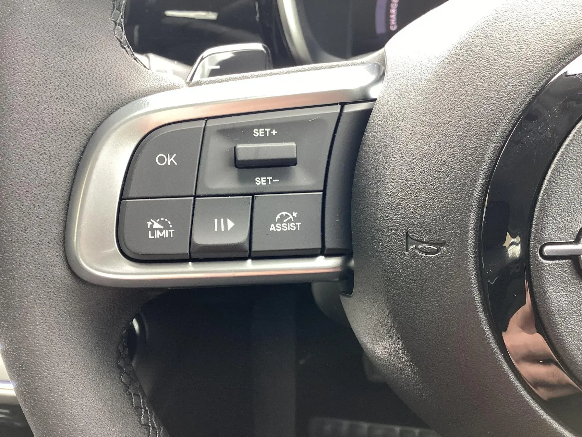 Fiat 600 Petrol Image 19 Fiat 600 Petrol Image 19