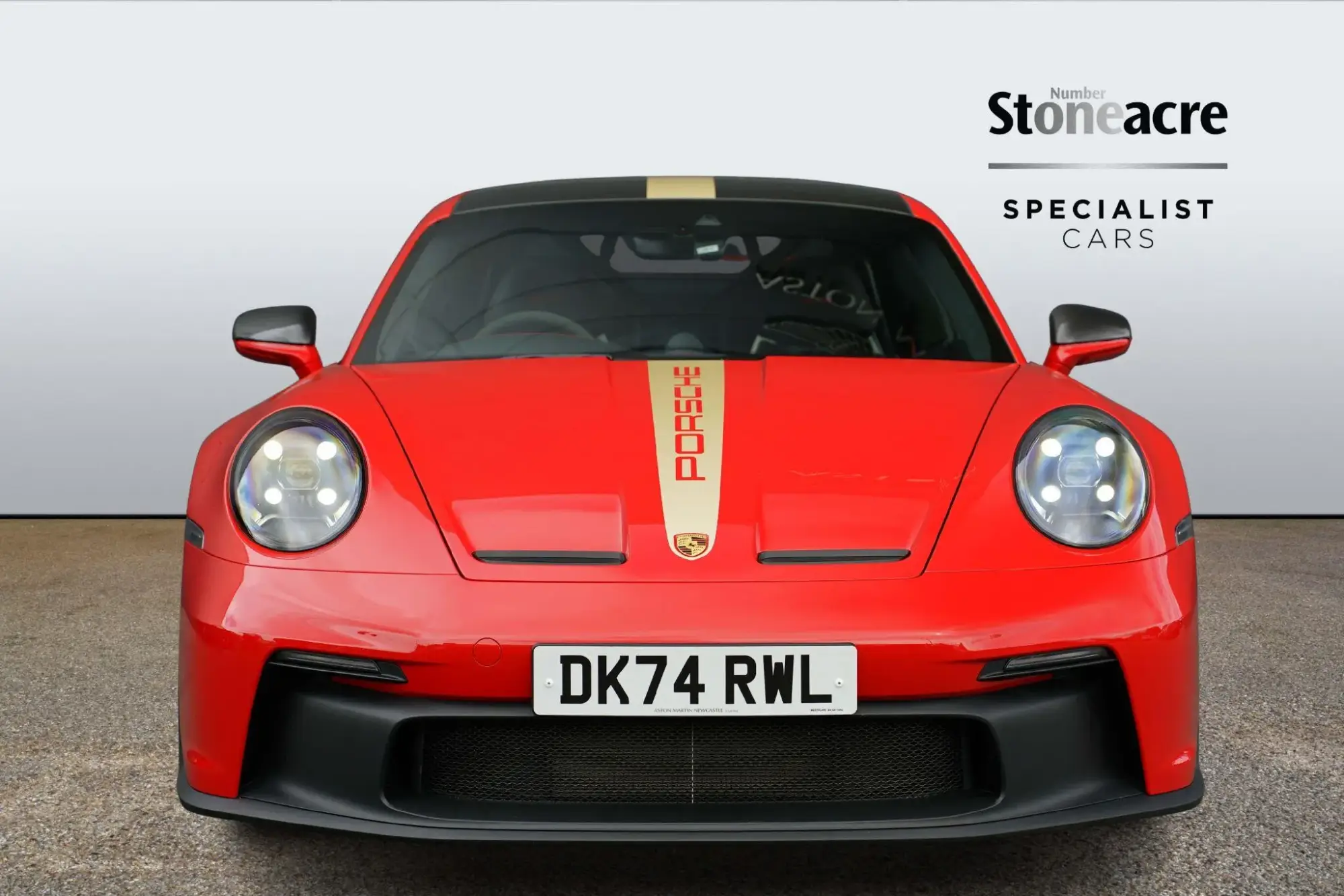 Porsche 911 Image 2