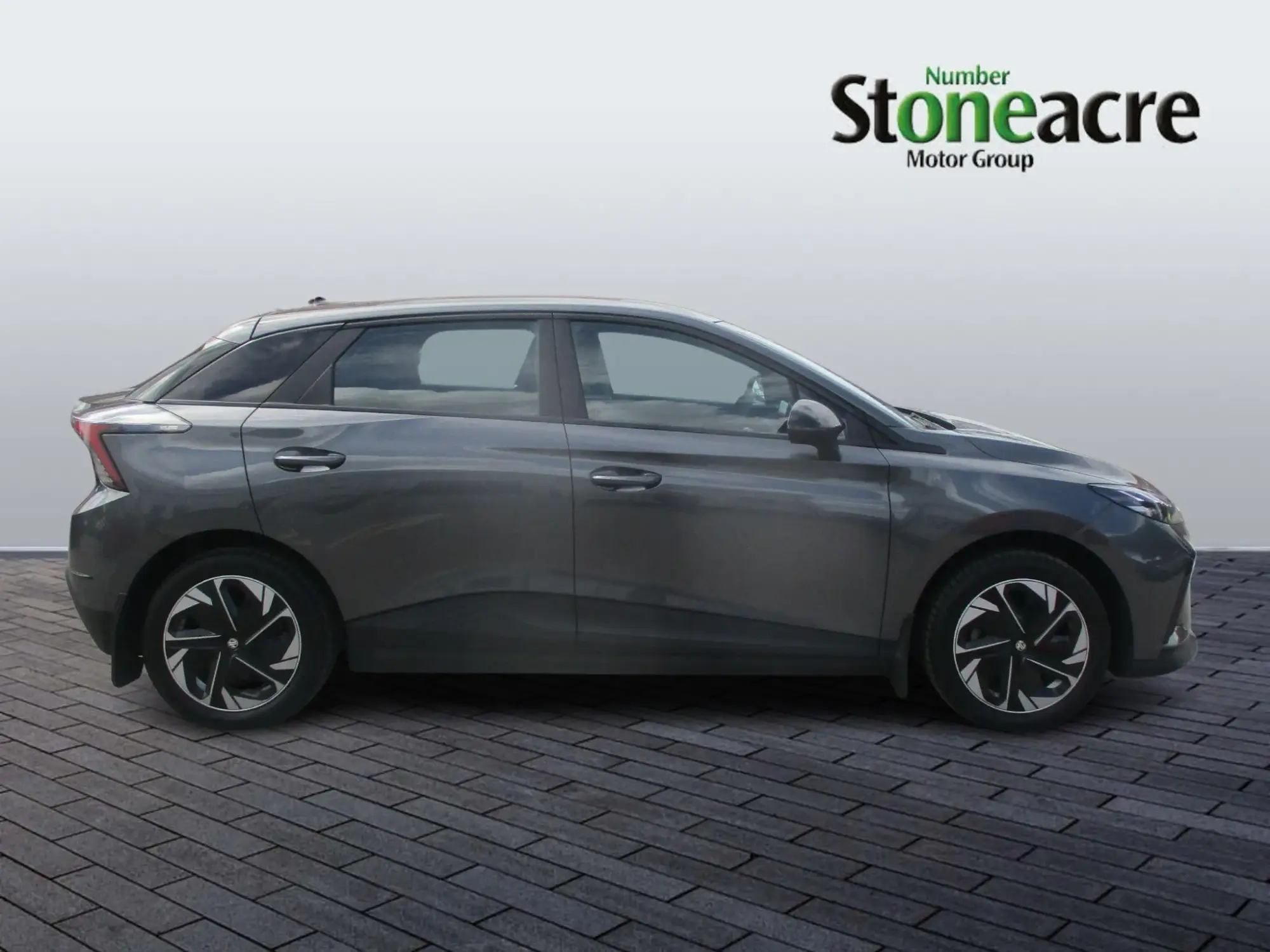 MG4 EV Image 2