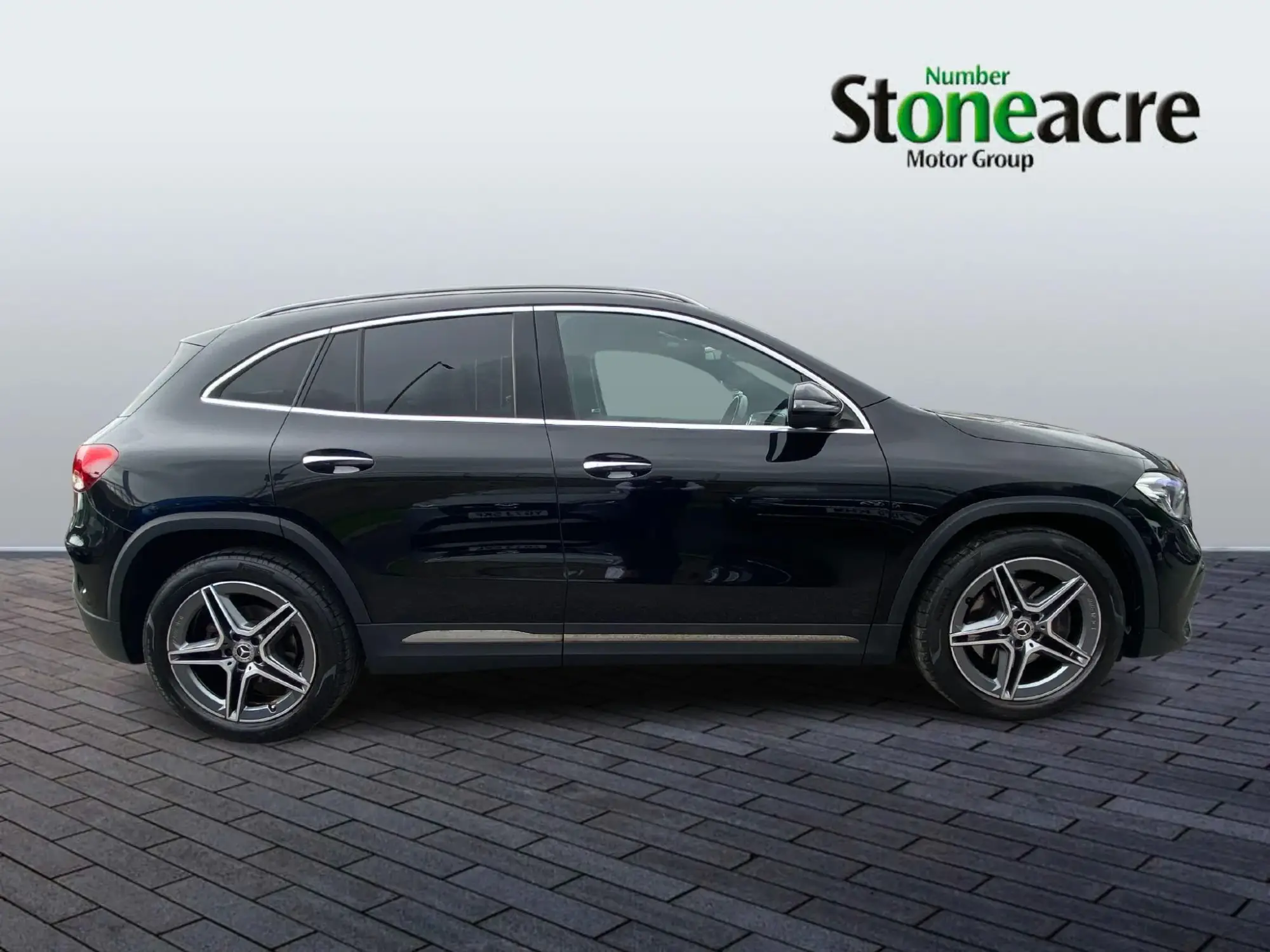 Mercedes-Benz GLA Image 7