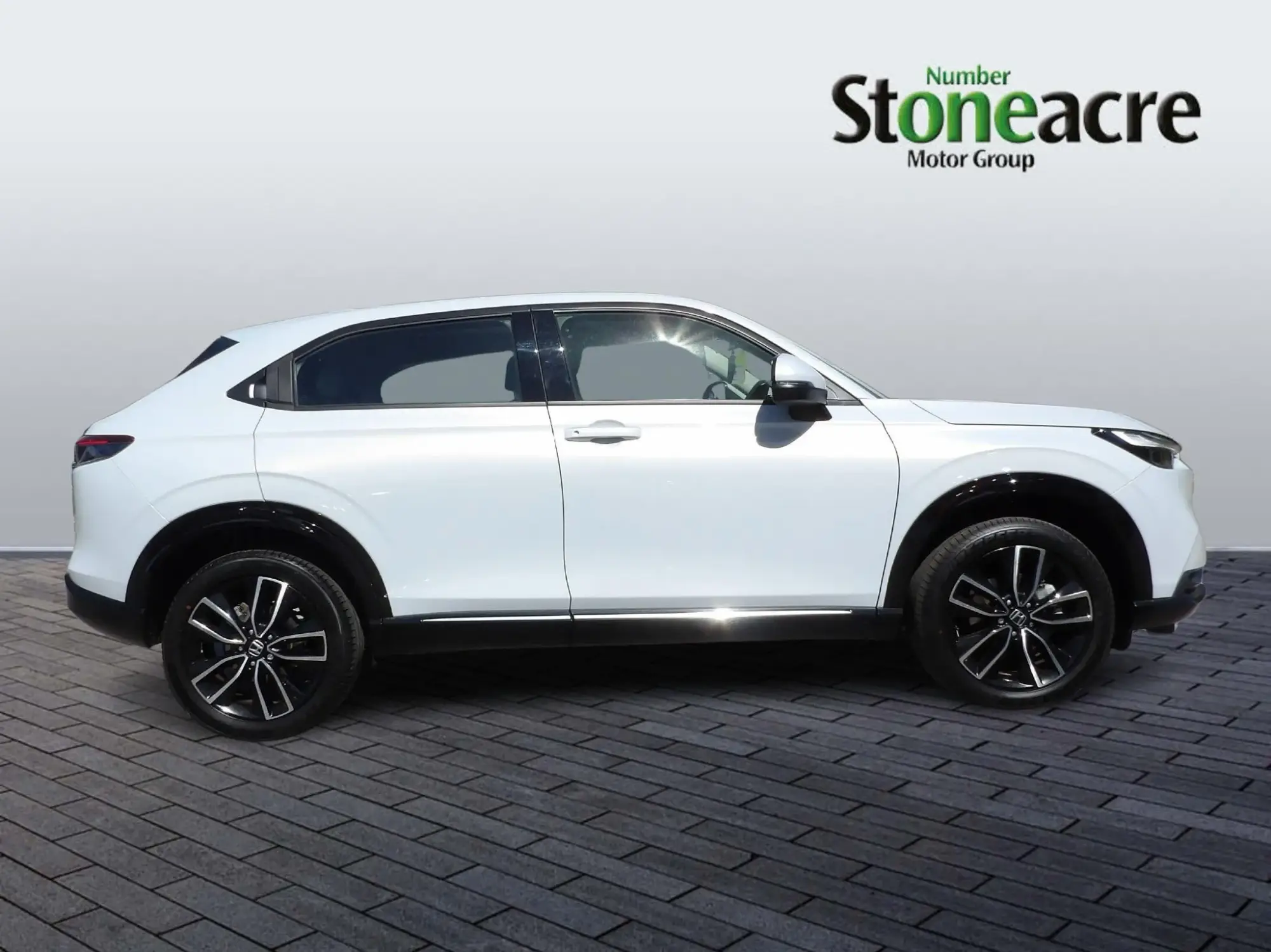 Honda HR-V Hybrid 1.5 eHEV Advance 5dr CVT YV23XEU Image 2