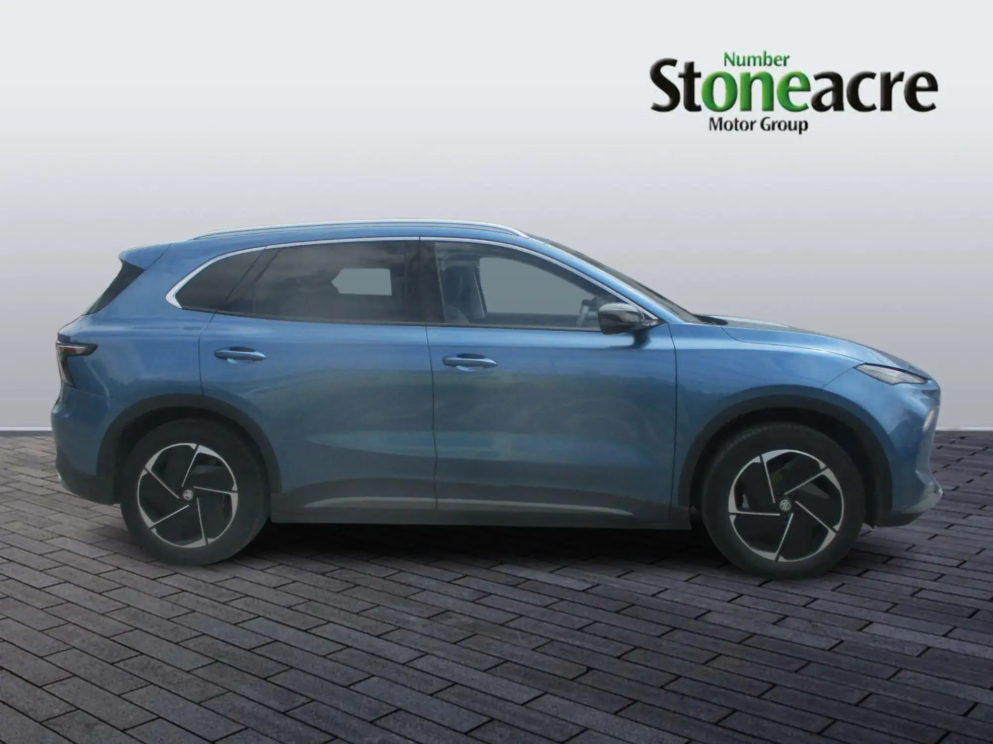 MG S5 EV 64kWh Trophy Long Range Auto 5dr FP25EUK Image 2