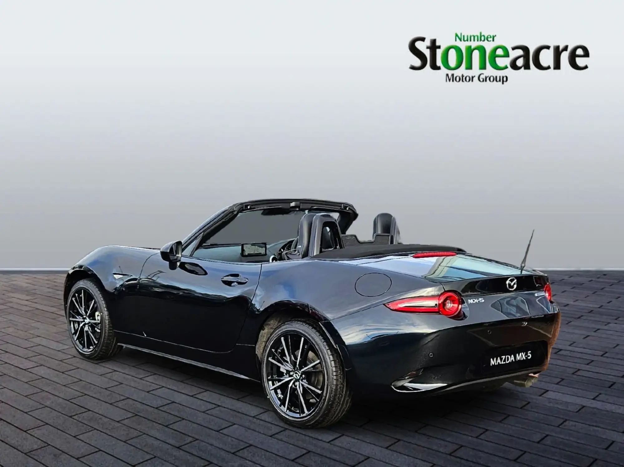 Mazda MX-5 Image 5 Mazda MX-5 Image 5