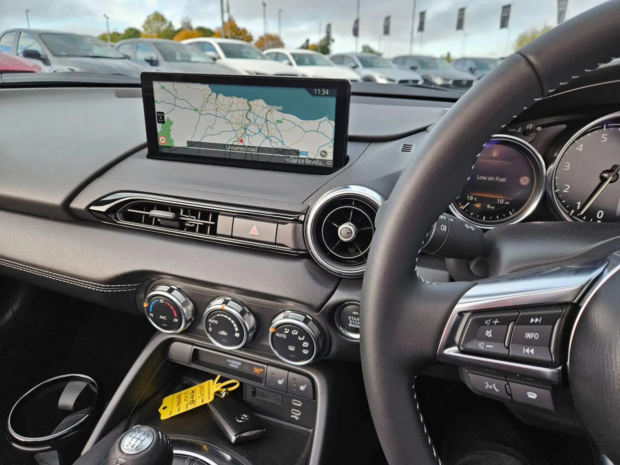Mazda MX-5 Image 14 Mazda MX-5 Image 14