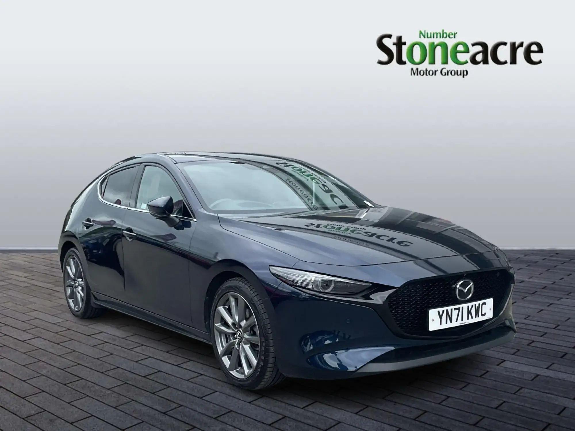 Mazda 3 2.0 e-SKYACTIV-G MHEV GT Sport Tech Euro 6 (s/s) 5dr YN71KWC Image 1