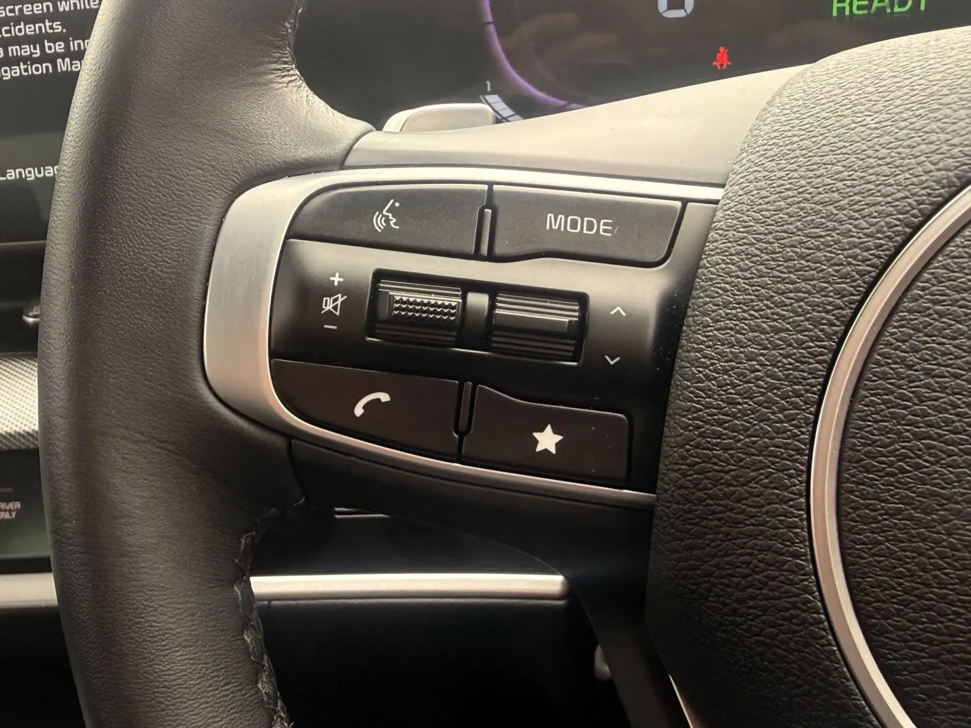 Kia Sportage Plug-In Hybrid Image 12