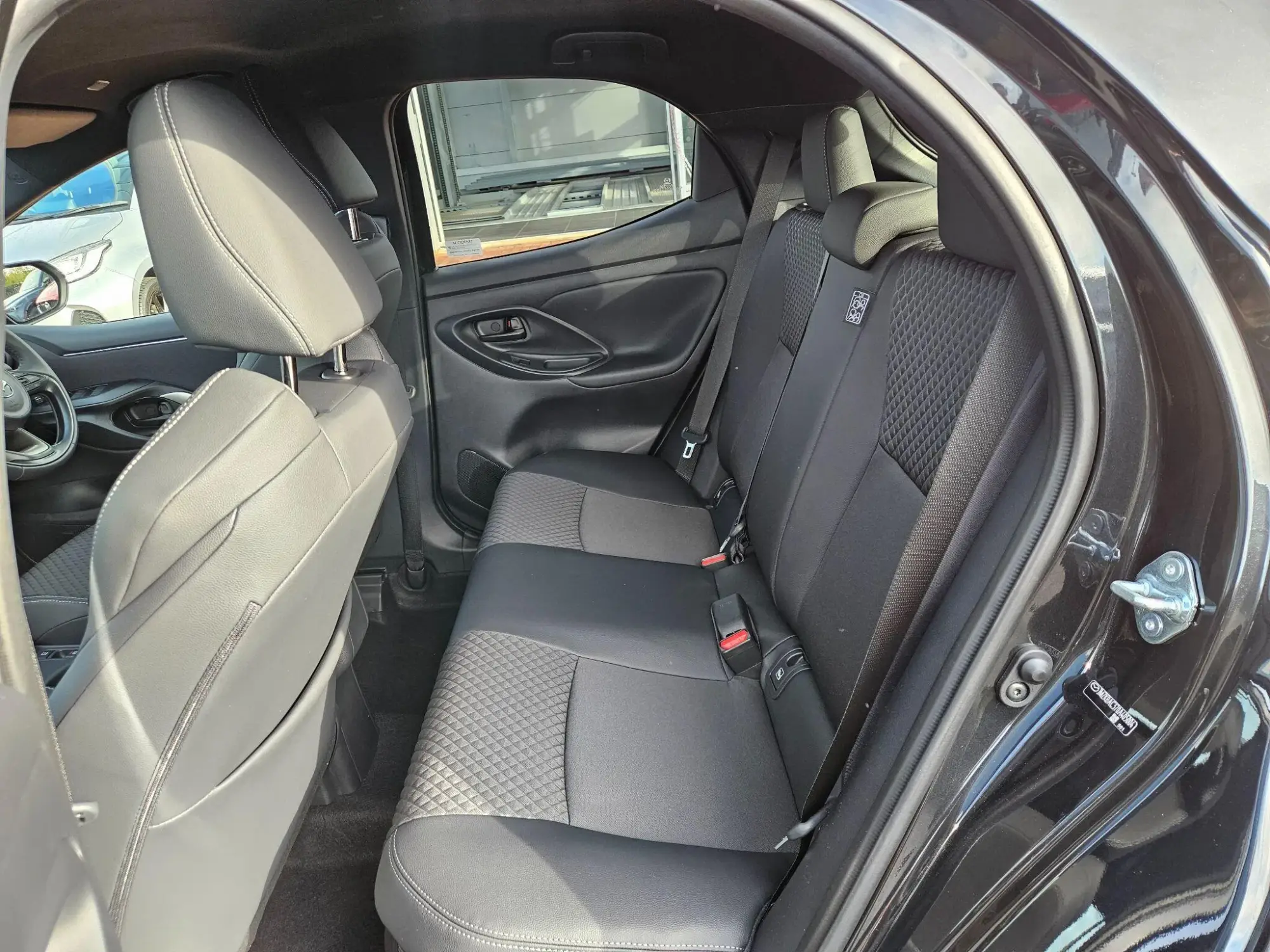 Mazda2 Hybrid Image 17
