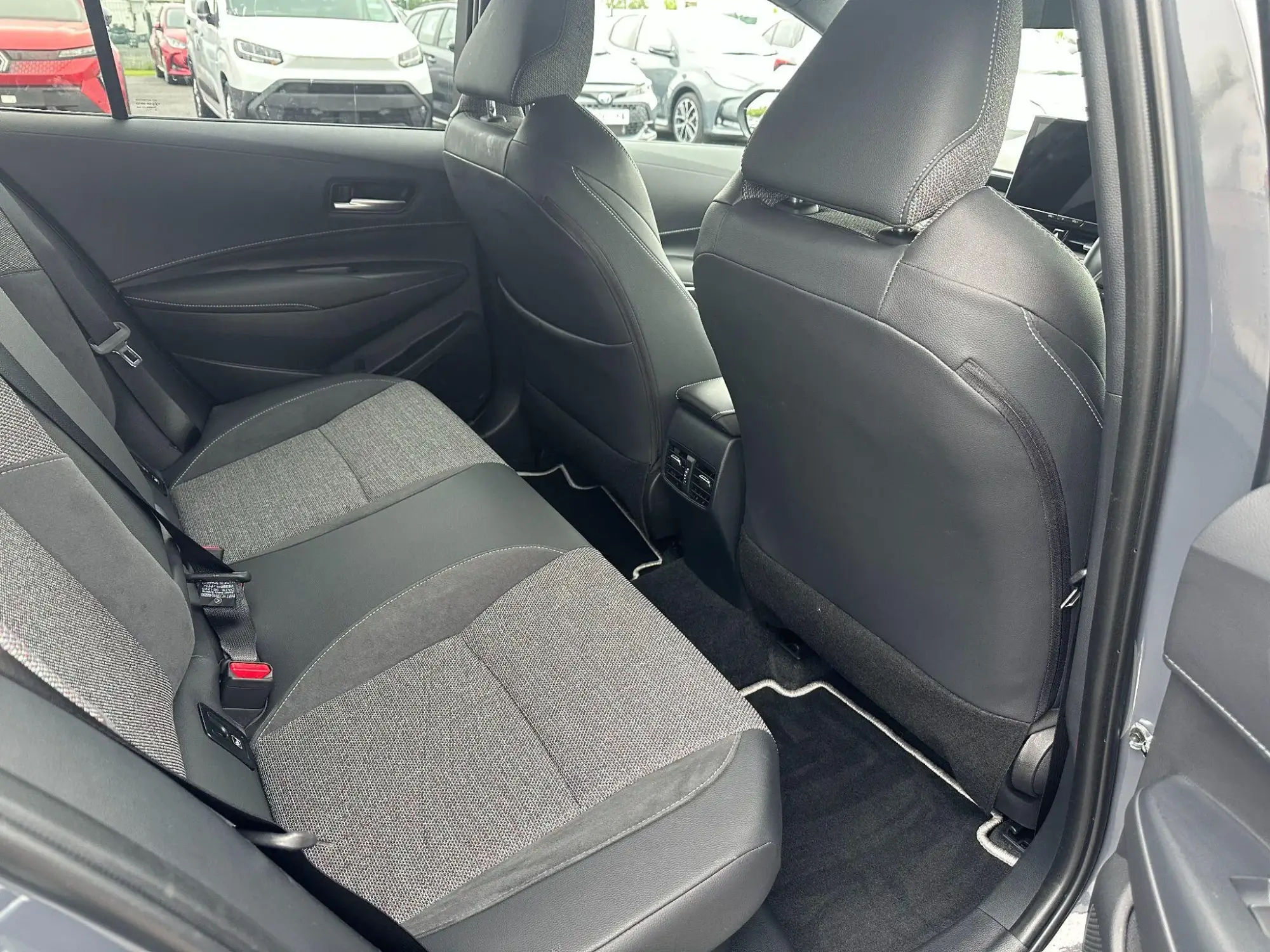 Toyota Corolla Touring Sports Image 11 Toyota Corolla Touring Sports Image 11
