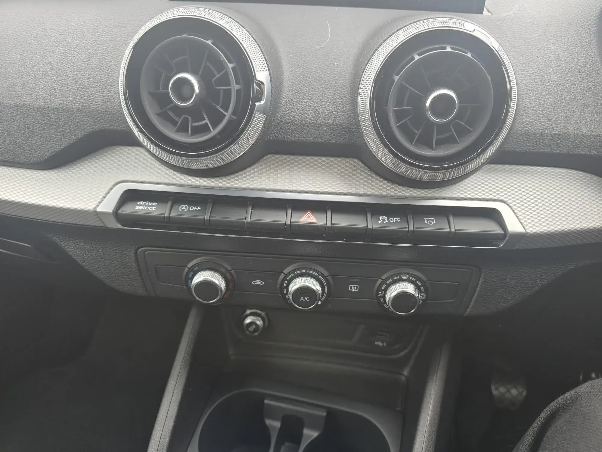 Audi Q2 Image 15