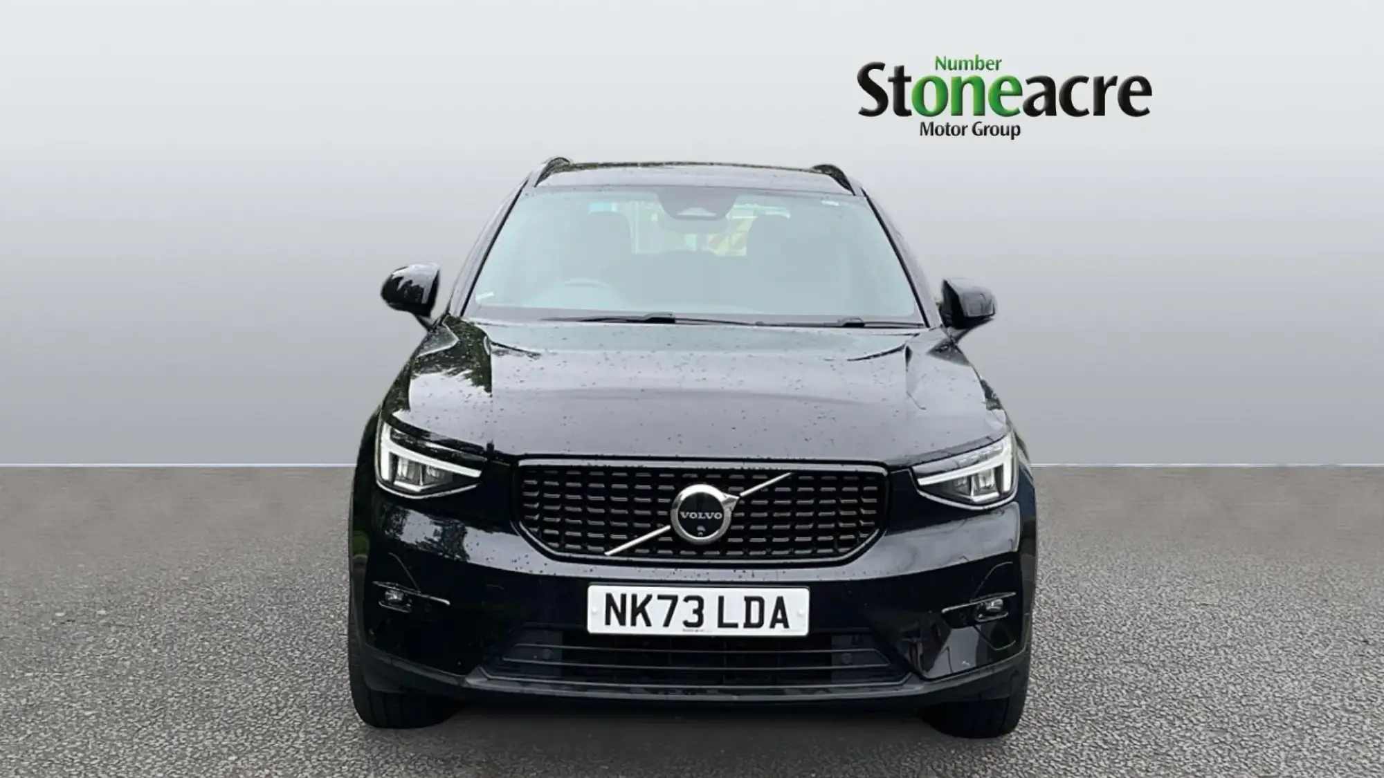 In the Woods...ブラックメタル　blackl Used Volvo XC40 2.0 B3P Plus Dark 5dr Auto - (NK73LDA)