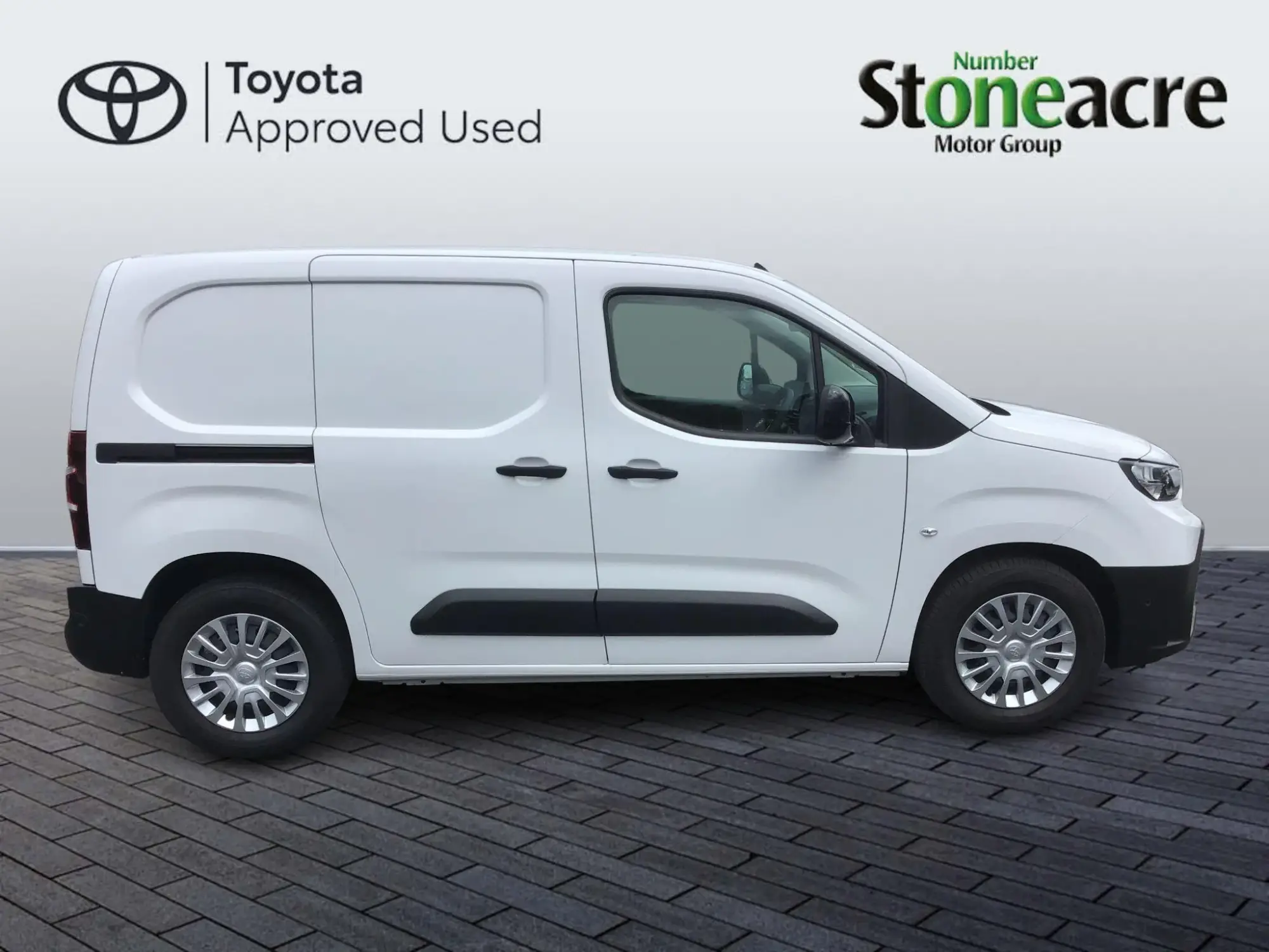 Toyota Proace City Image 2
