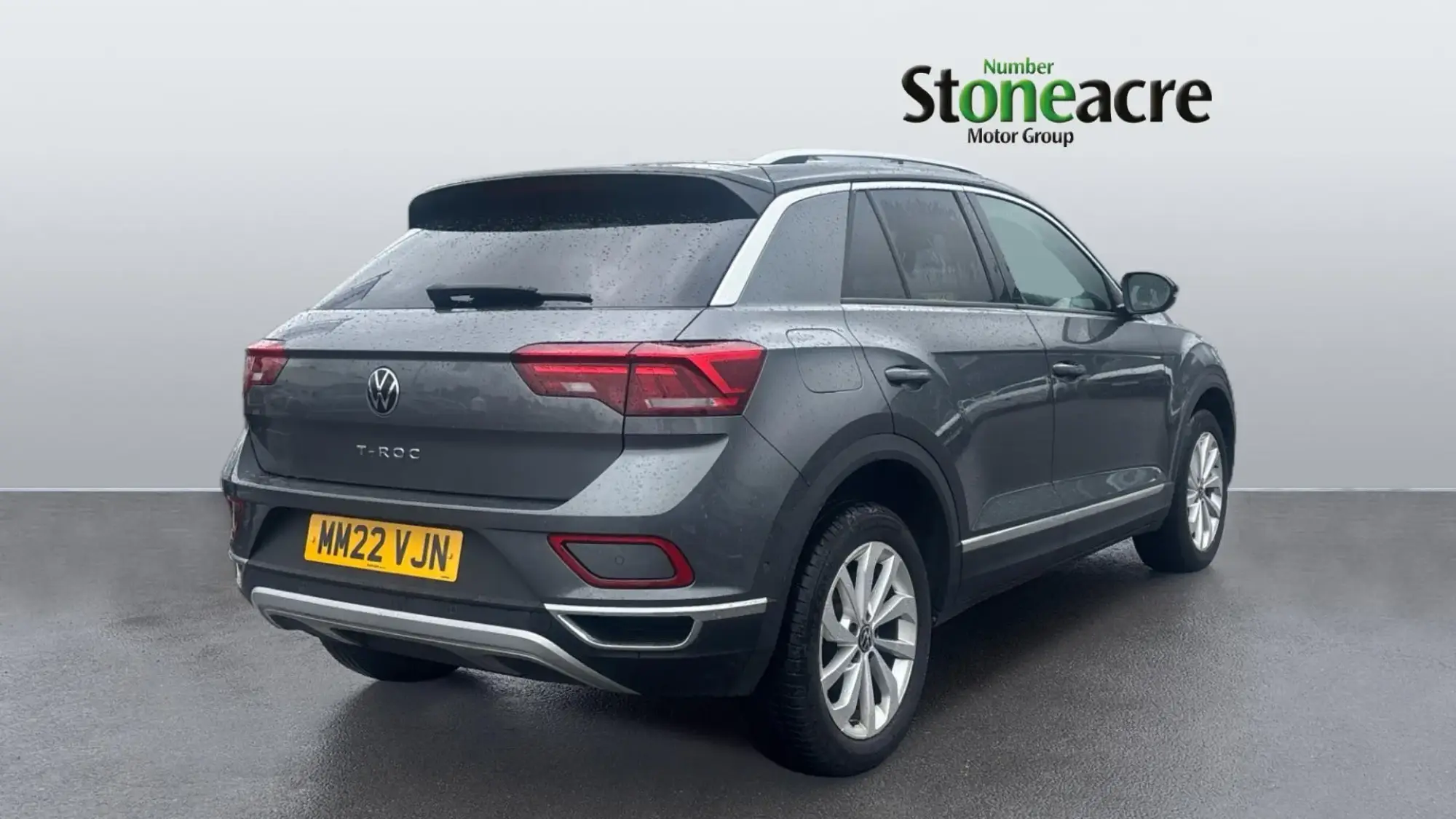 Volkswagen T-Roc Image 2