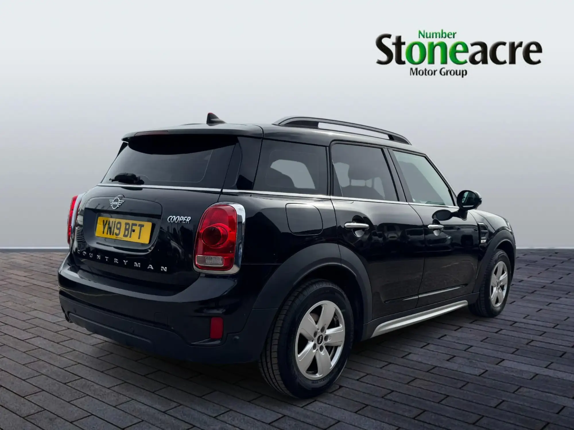 MINI Countryman Countryman Cooper Classic YN19BFT Image 3