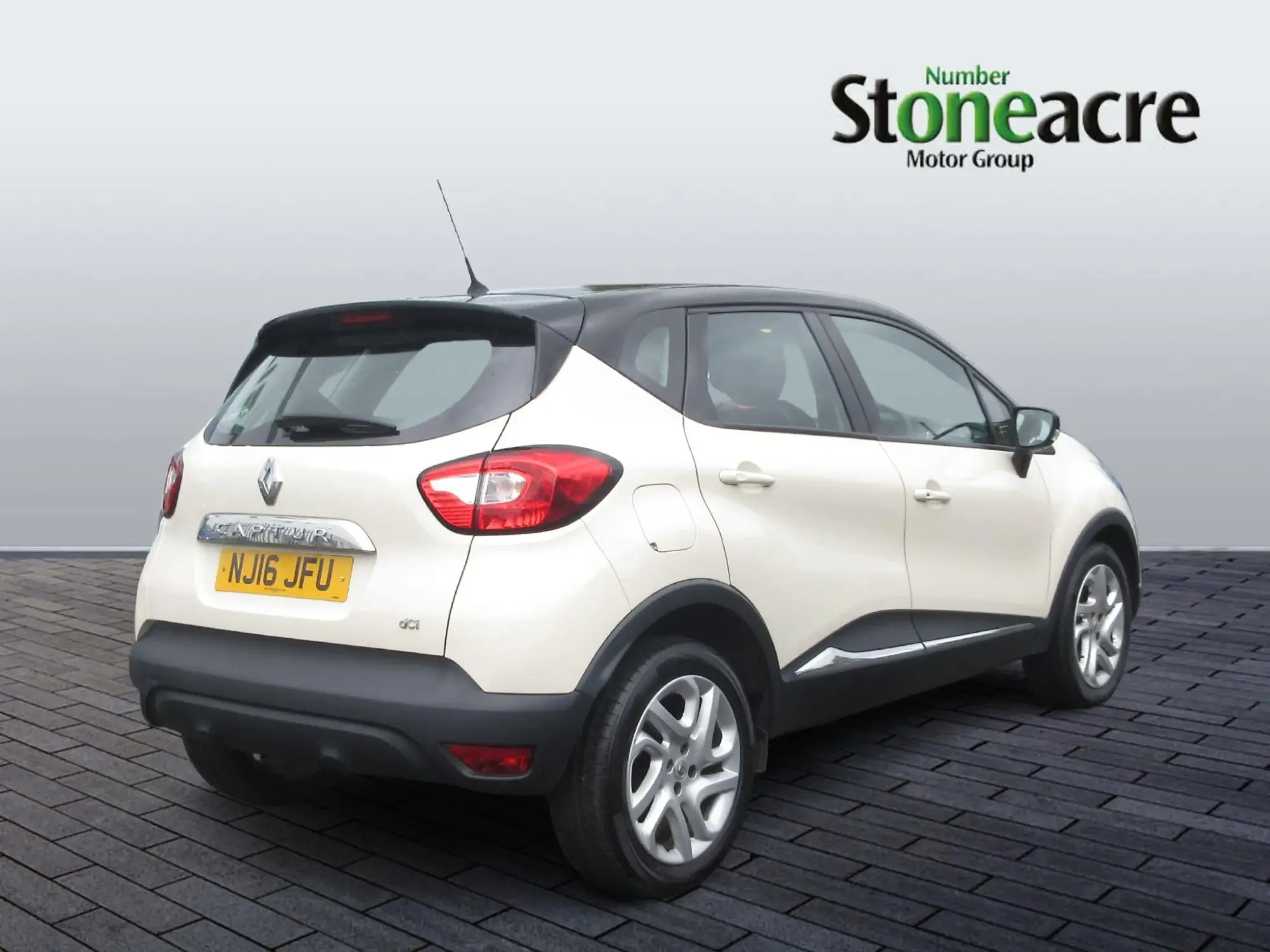 Renault Captur 1.5 dCi ENERGY Dynamique Nav Euro 6 (s/s) 5dr NJ16JFU Image 3