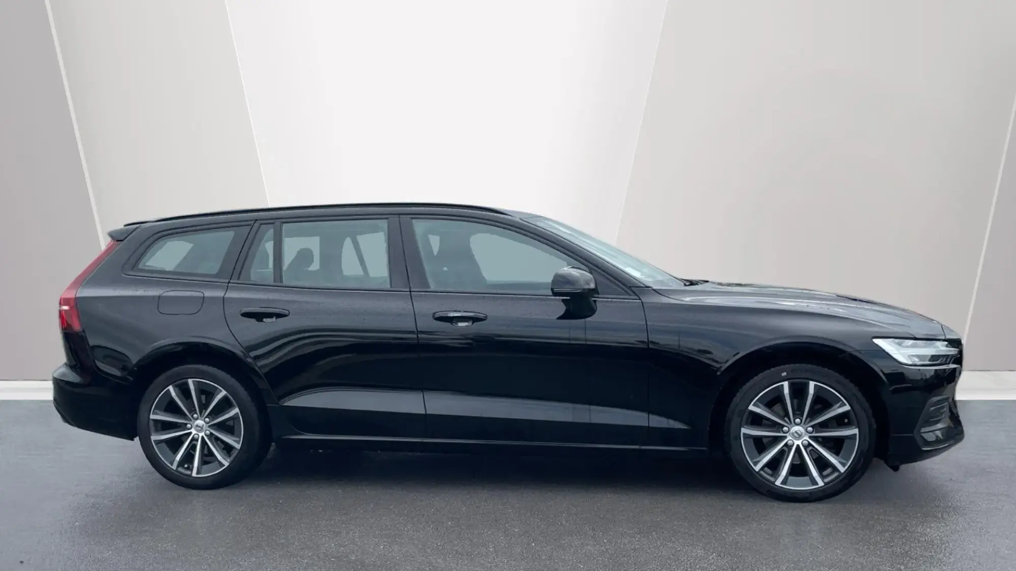 Volvo V60 Image 3