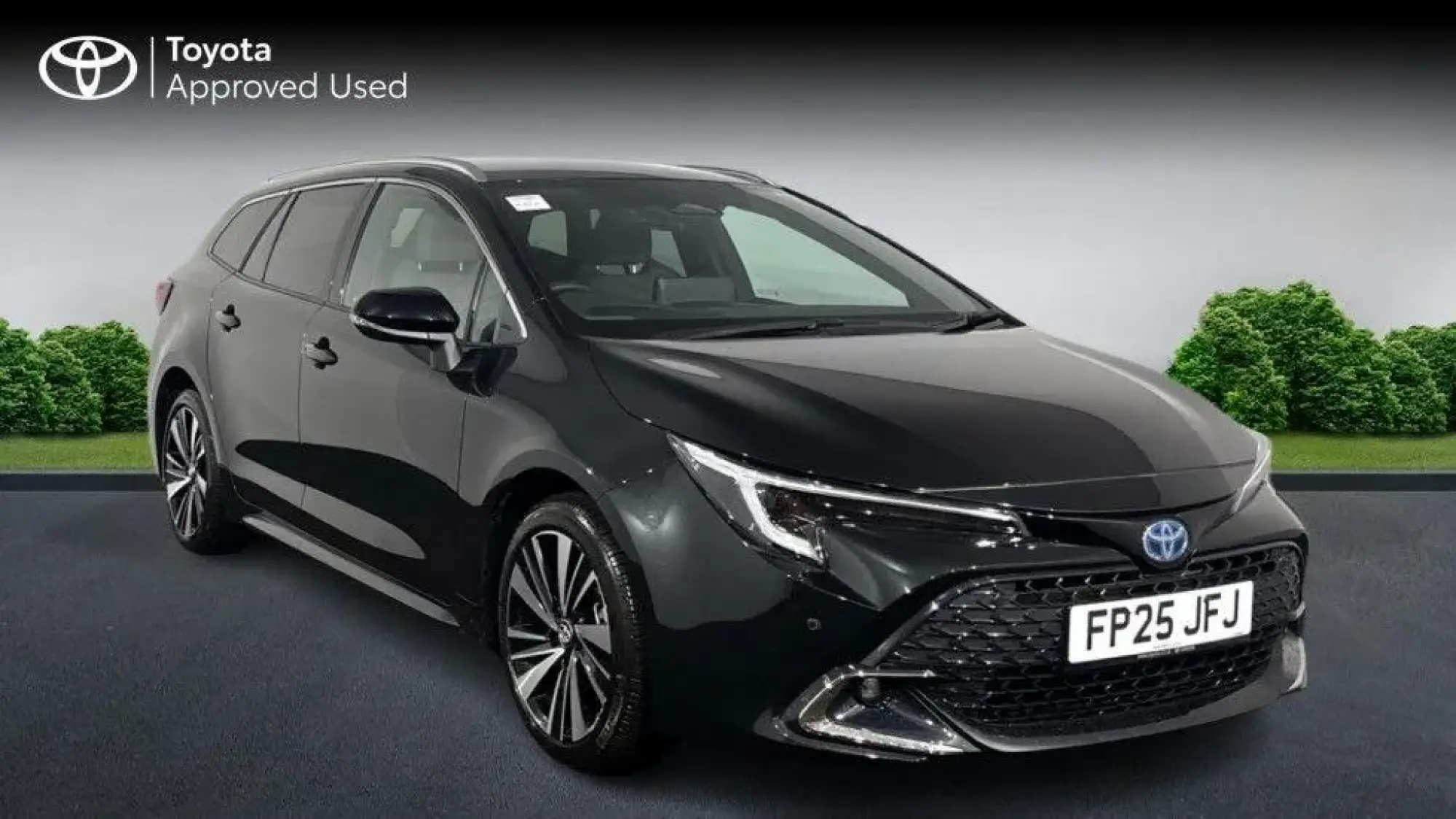 Toyota Corolla Touring Sports 1.8 VVT-h Design Touring Sports CVT Euro 6 (s/s) 5dr FP25JFJ Image 1