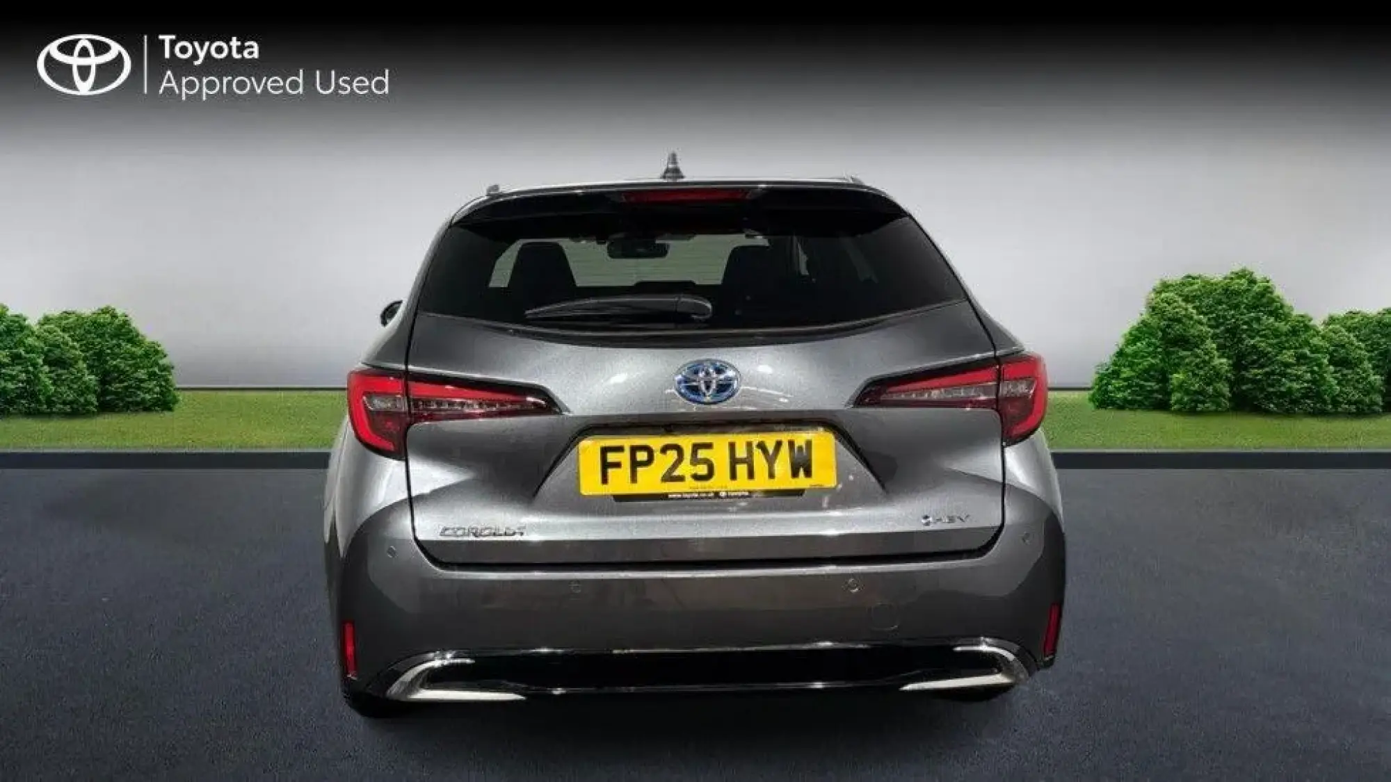 Toyota Corolla Touring Sports Image 4