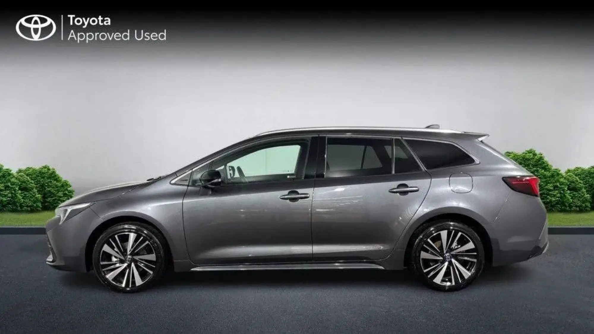 Toyota Corolla Touring Sports Image 6