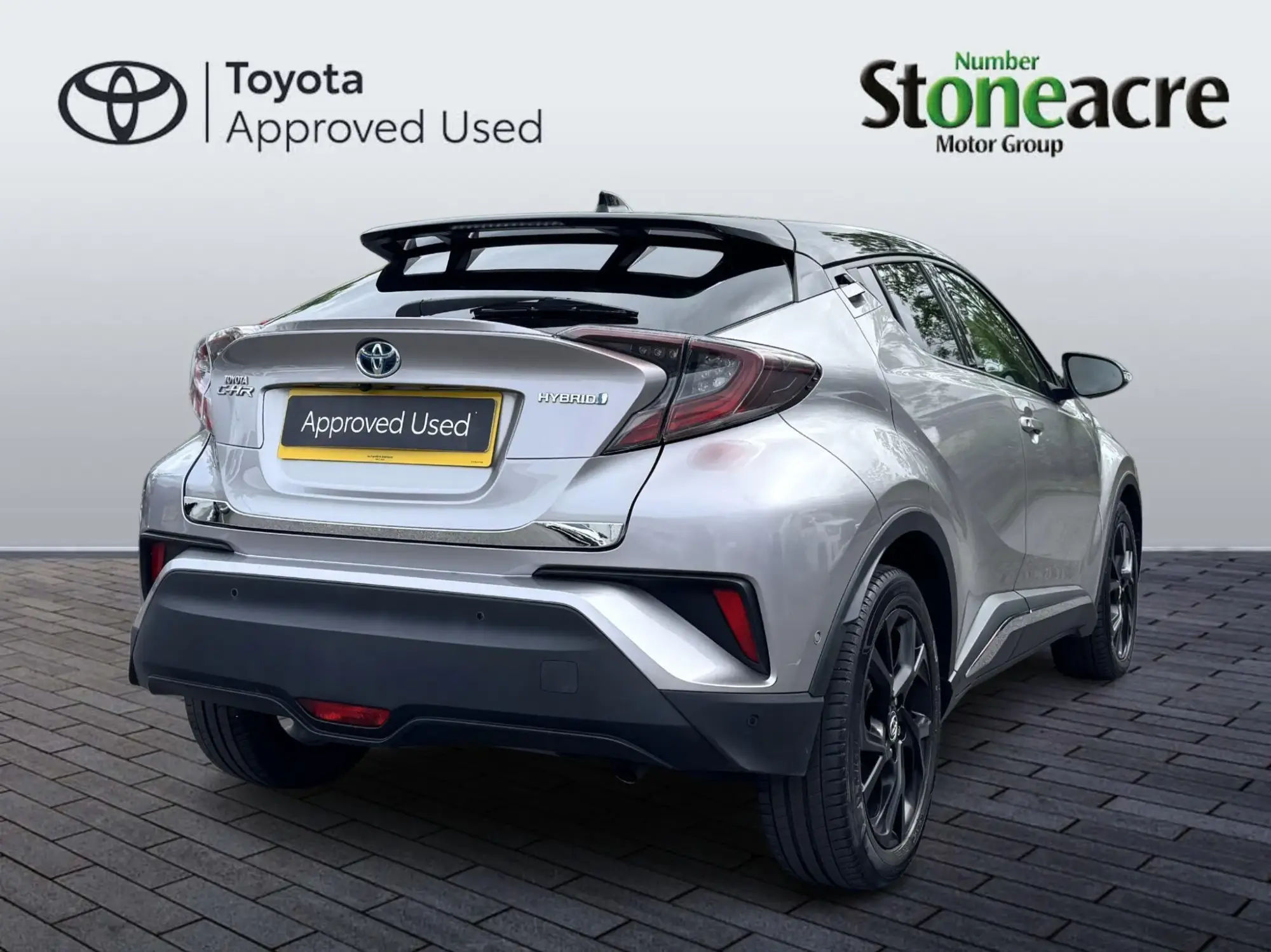 Toyota C-HR Self-Charging Hybrid 1.8 Hybrid Dynamic 5dr CVT NX69UUW Image 3