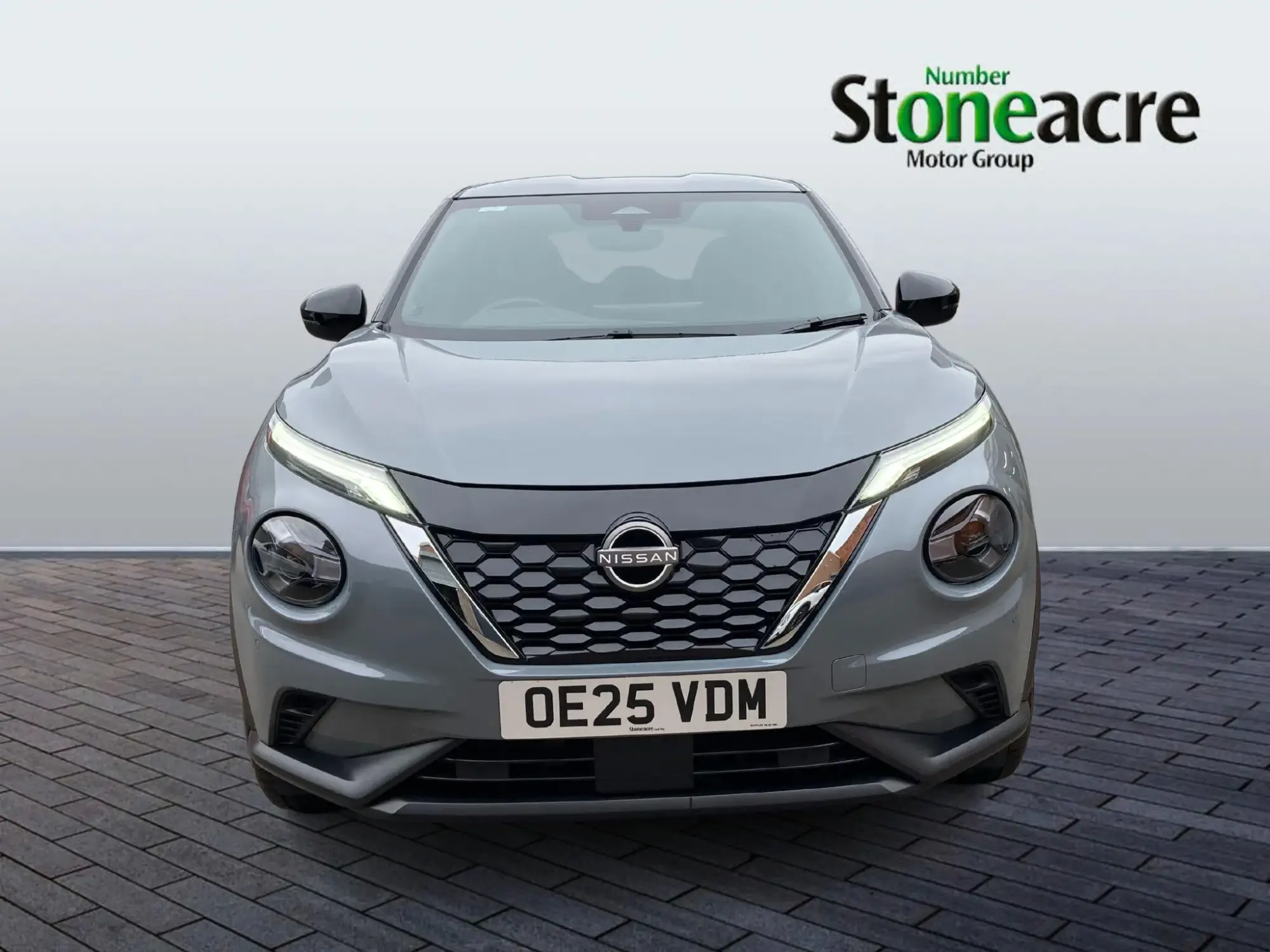 Nissan Juke Hybrid 1.6 N-Connecta Auto Euro 6 5dr OE25VDM Image 2