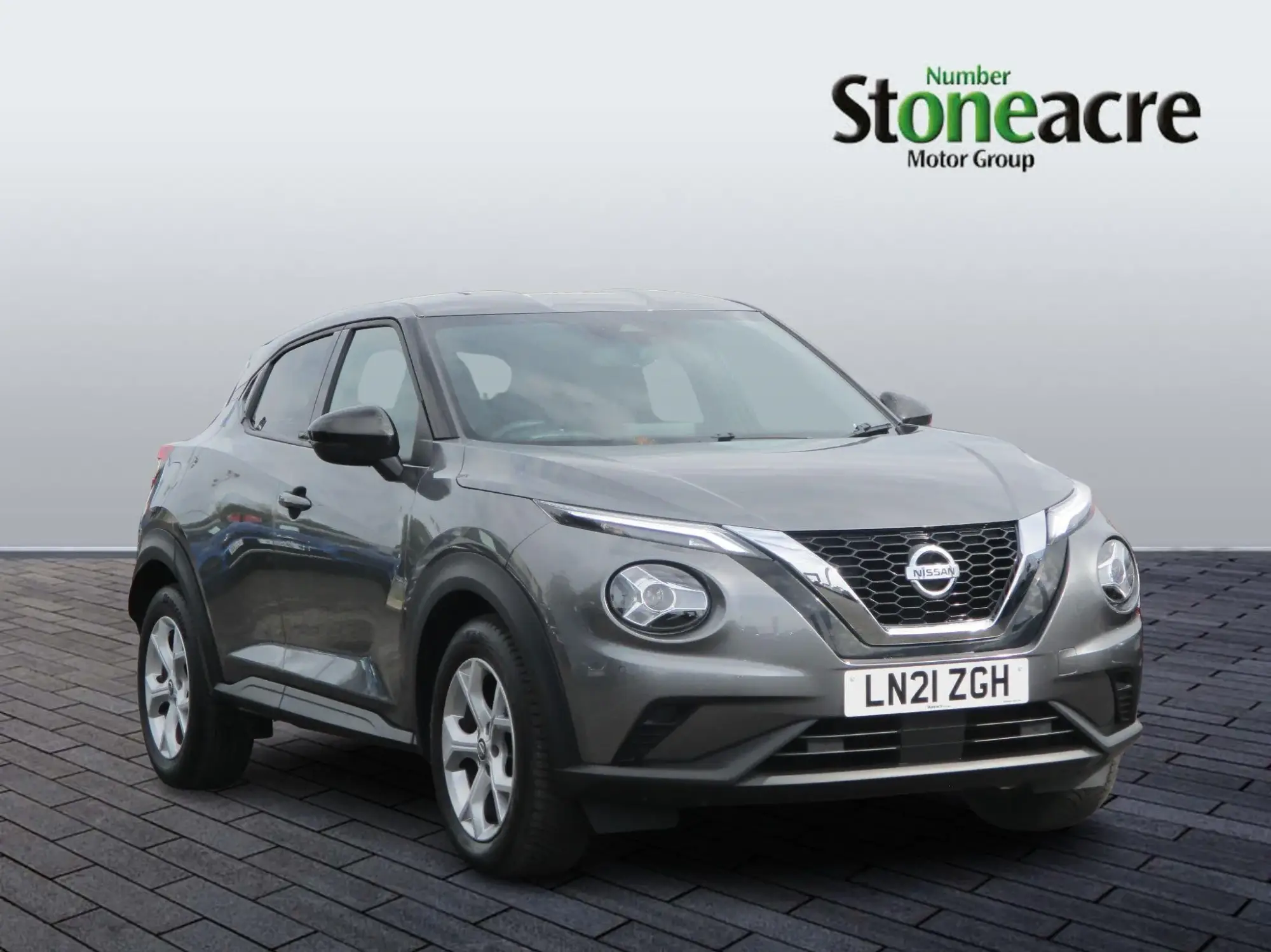Nissan Juke 1.0 DiG-T N-Connecta 5dr LN21ZGH Image 1
