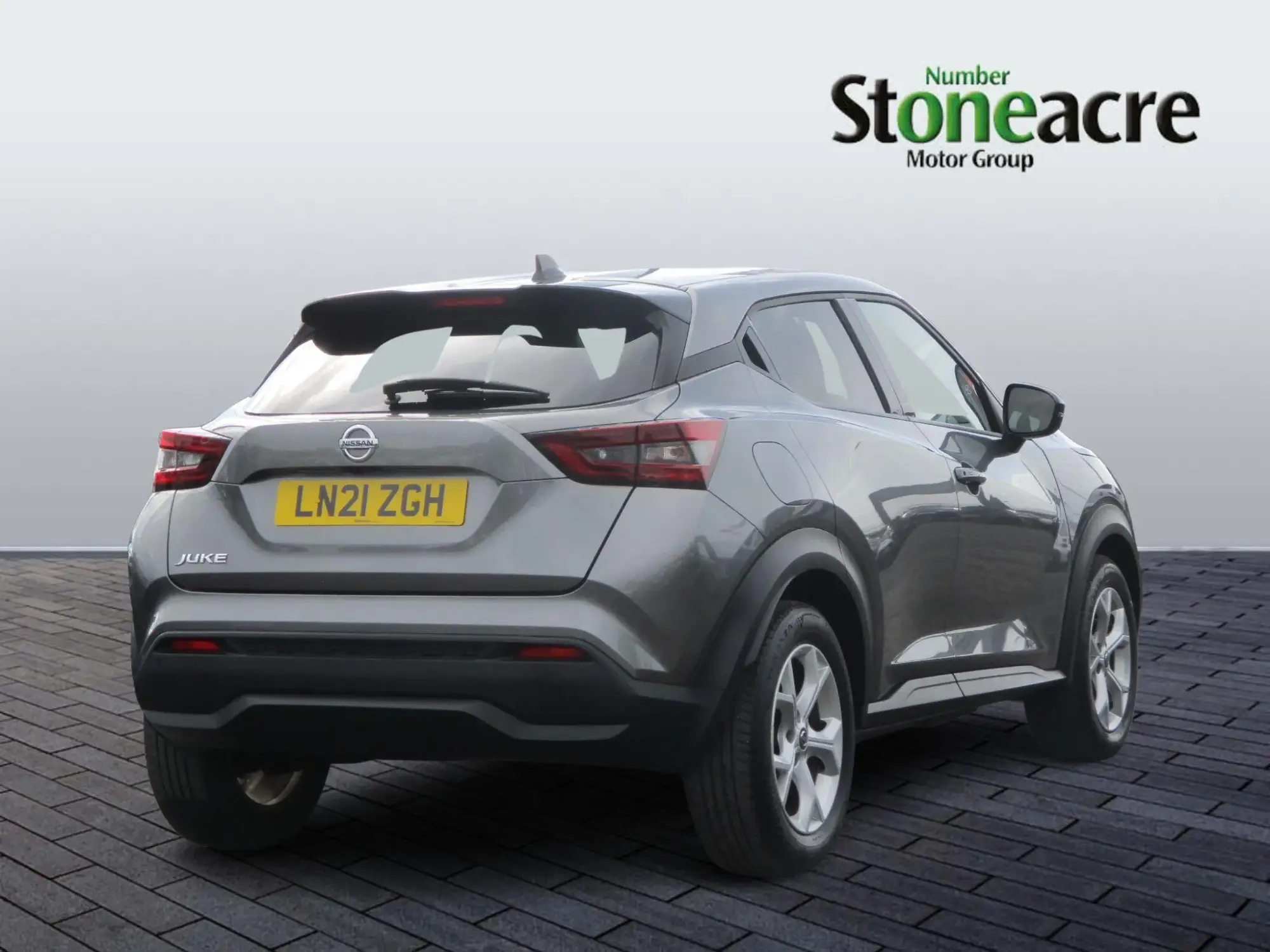 Nissan Juke 1.0 DiG-T N-Connecta 5dr LN21ZGH Image 3