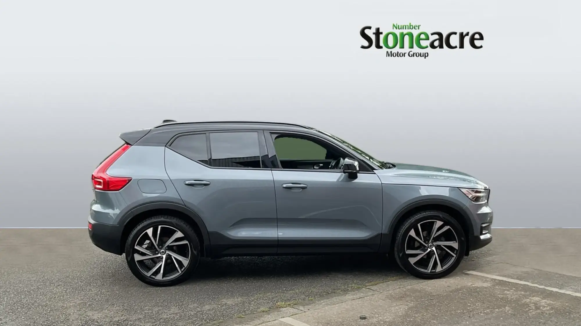 Volvo XC40 Image 3