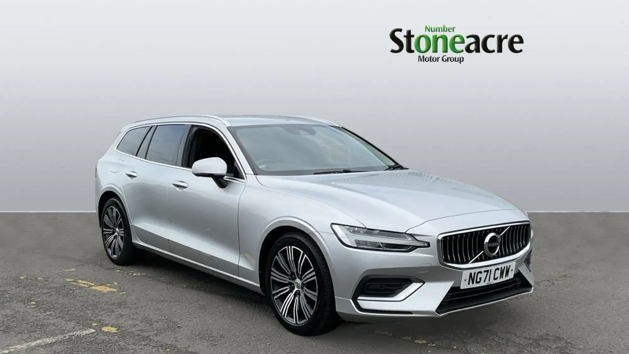 Volvo V60 2.0 B4 MHEV Inscription Auto Euro 6 (s/s) 5dr NG71CWW Image 1