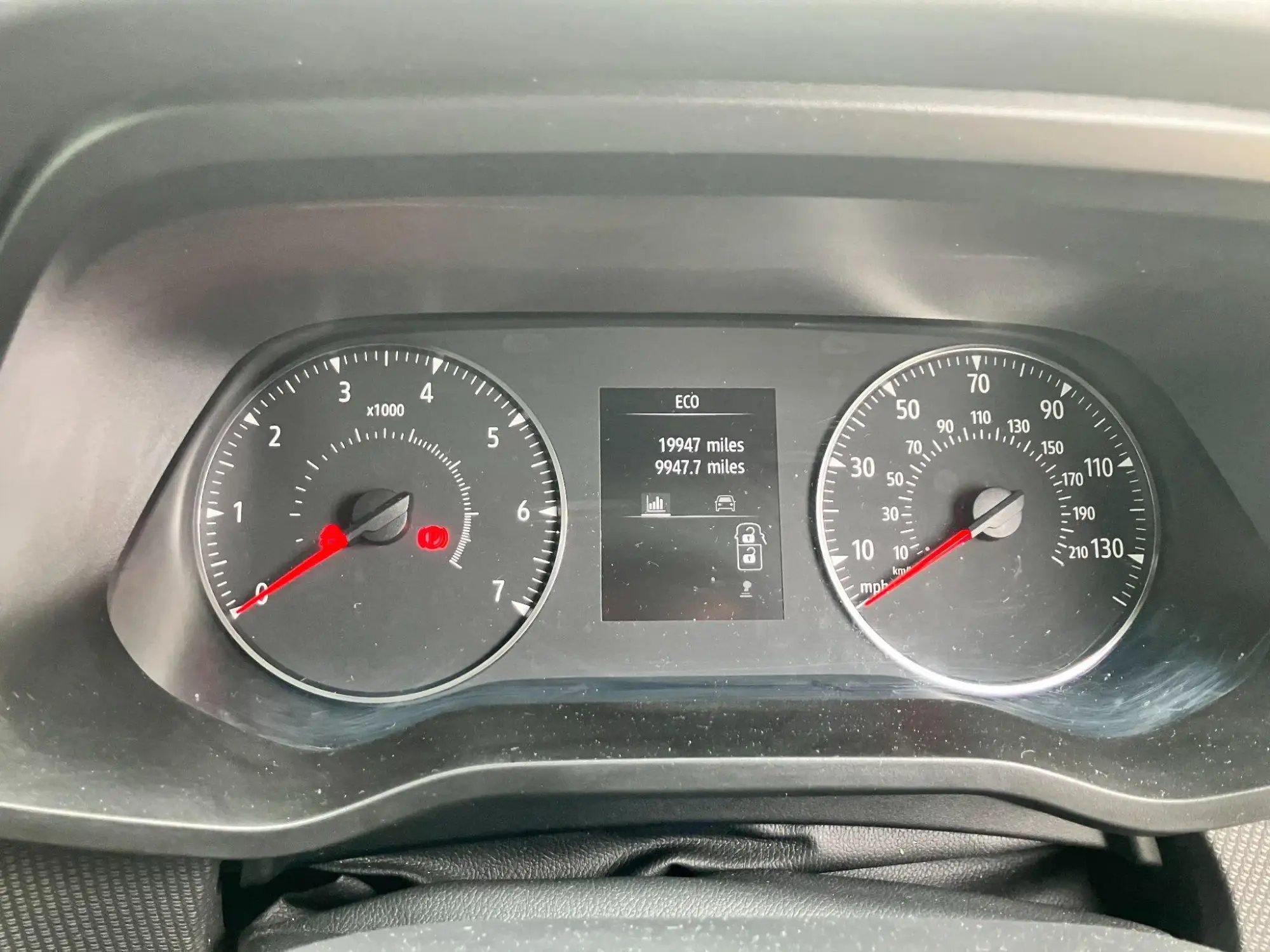 Renault Trafic Image 10 Renault Trafic Image 10