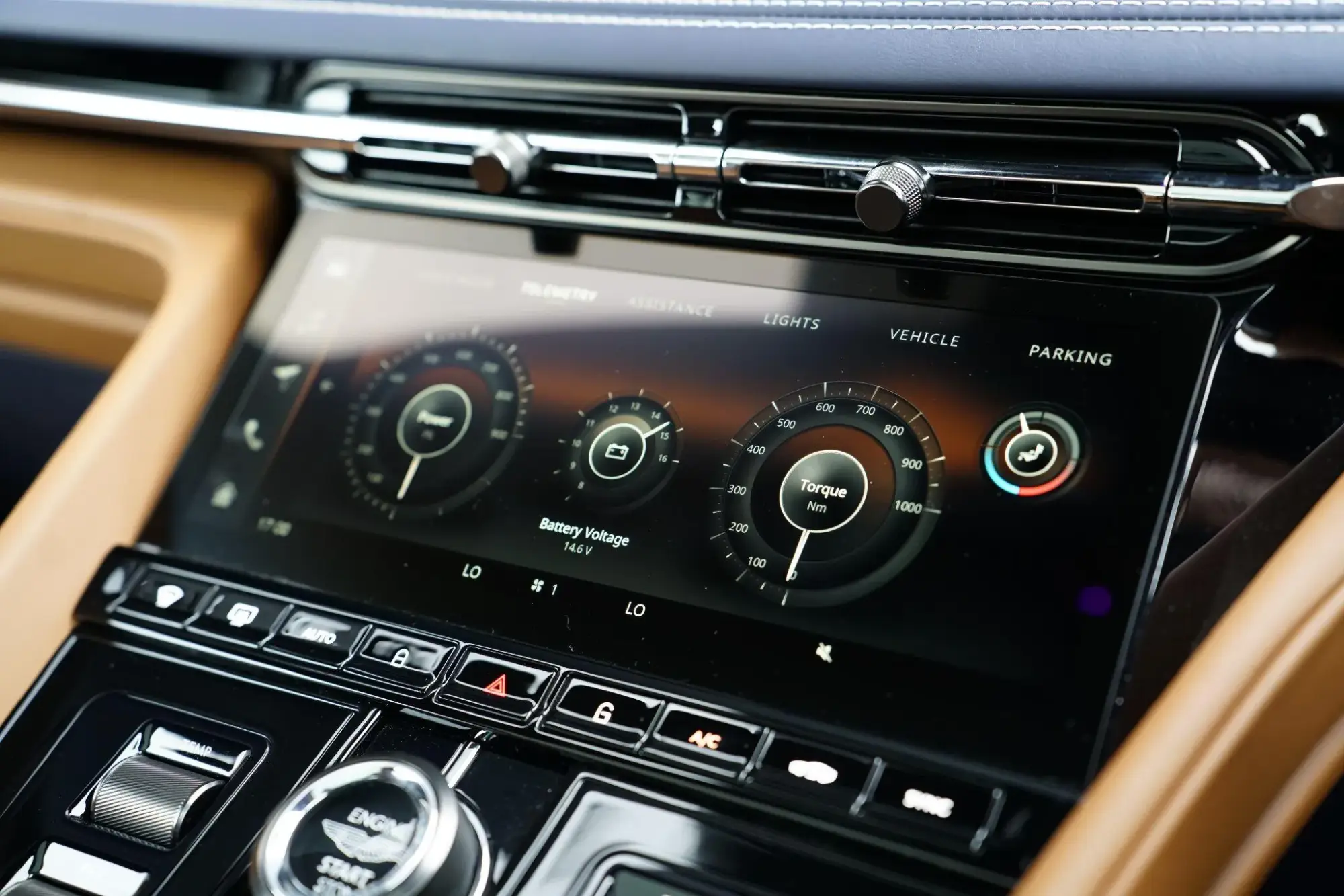 Aston Martin DB12 Image 17