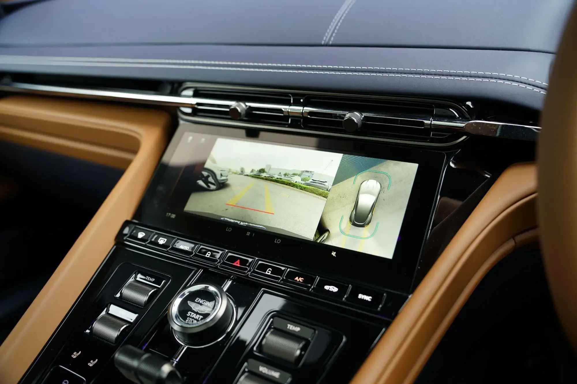 Aston Martin DB12 Image 18