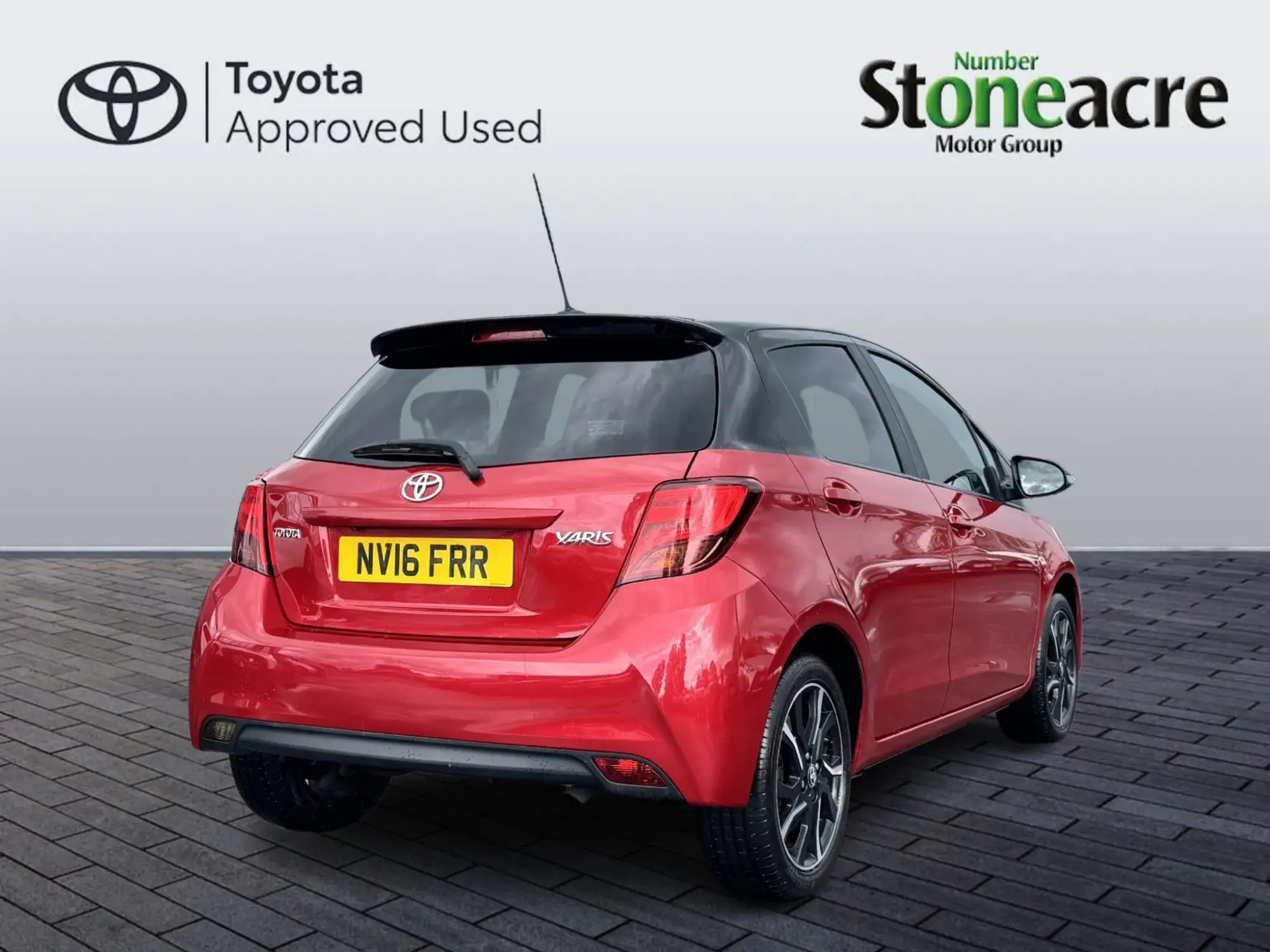 Toyota Yaris Image 3