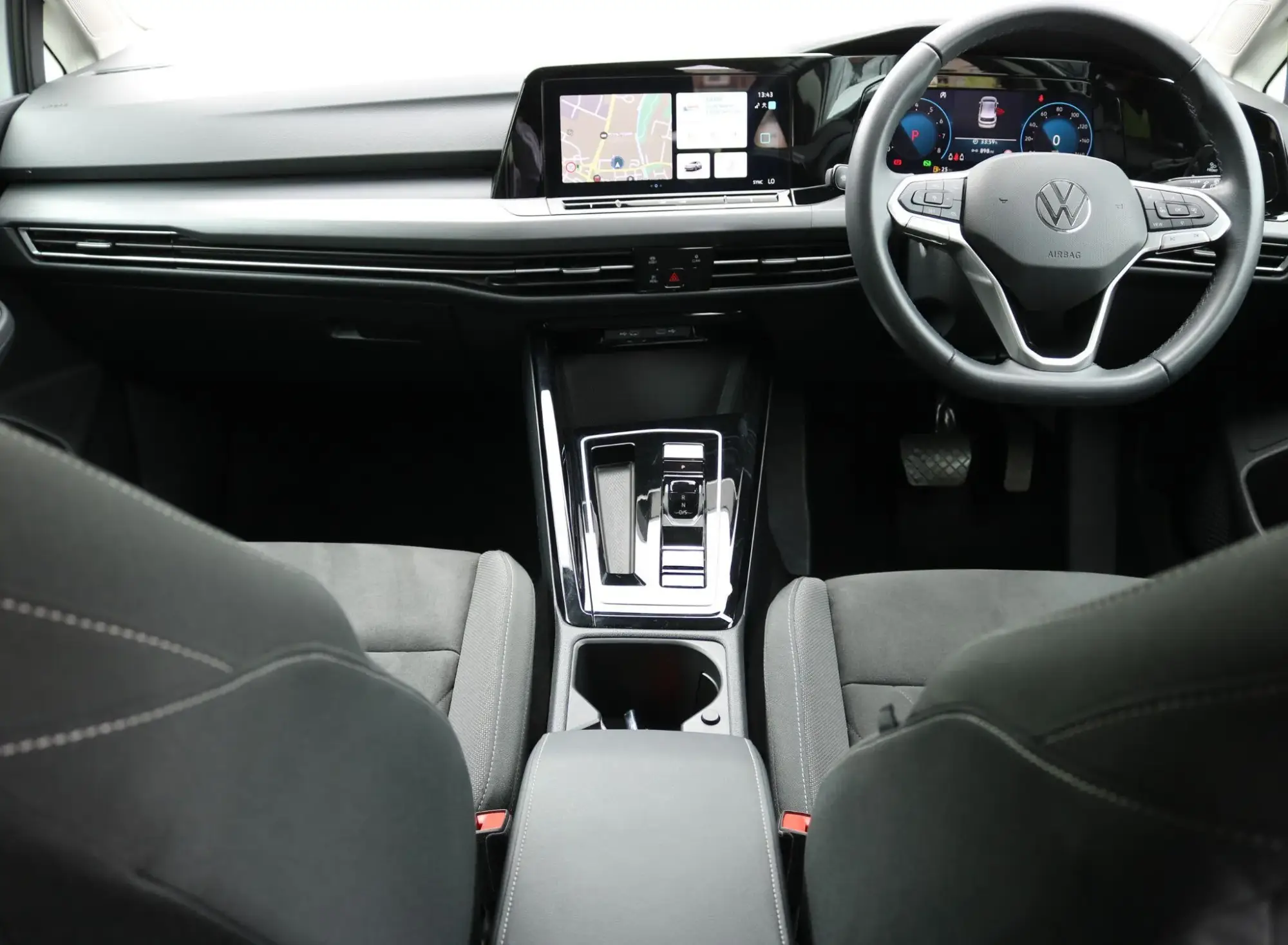 Volkswagen Golf Image 15