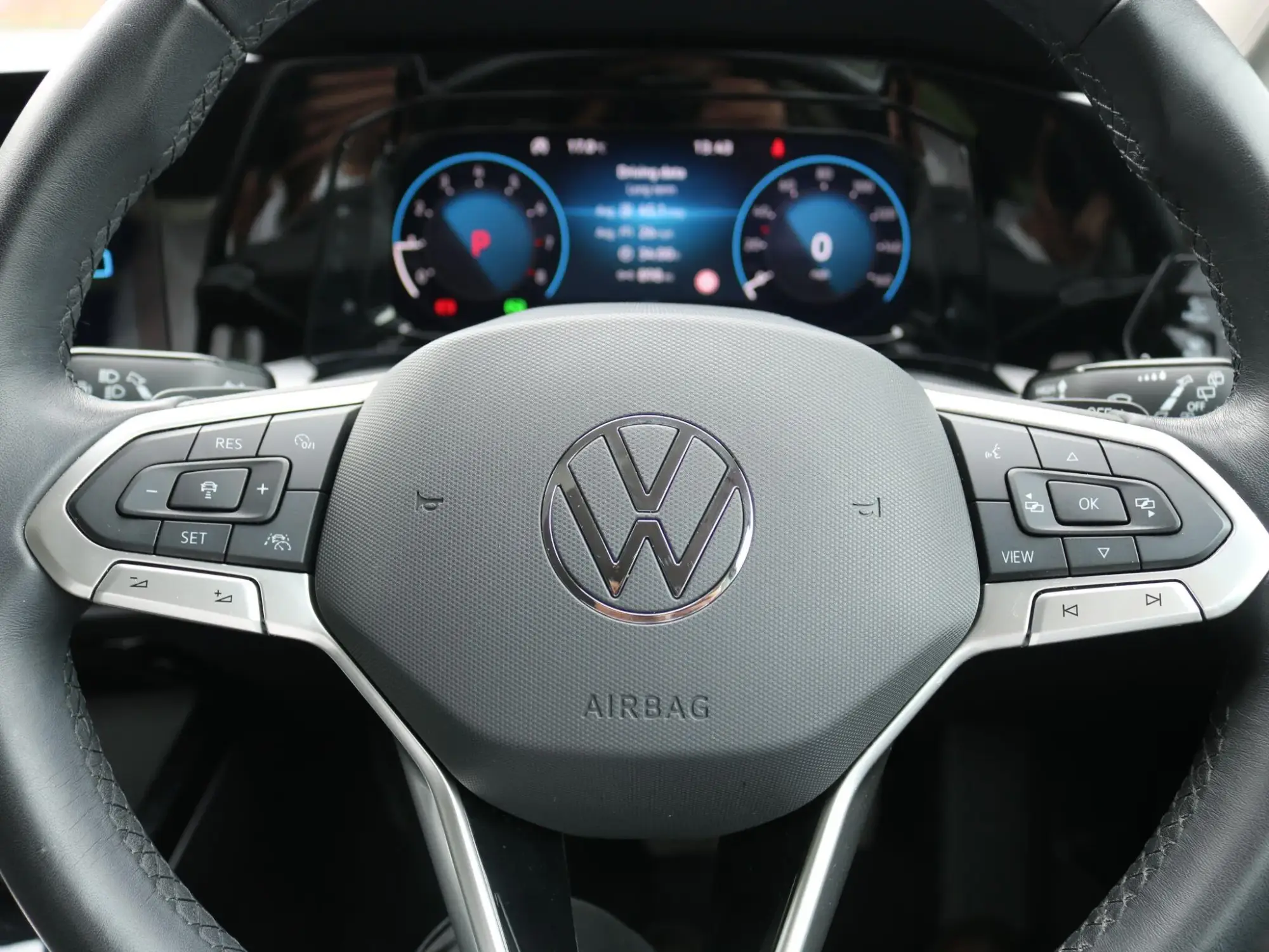 Volkswagen Golf Image 19