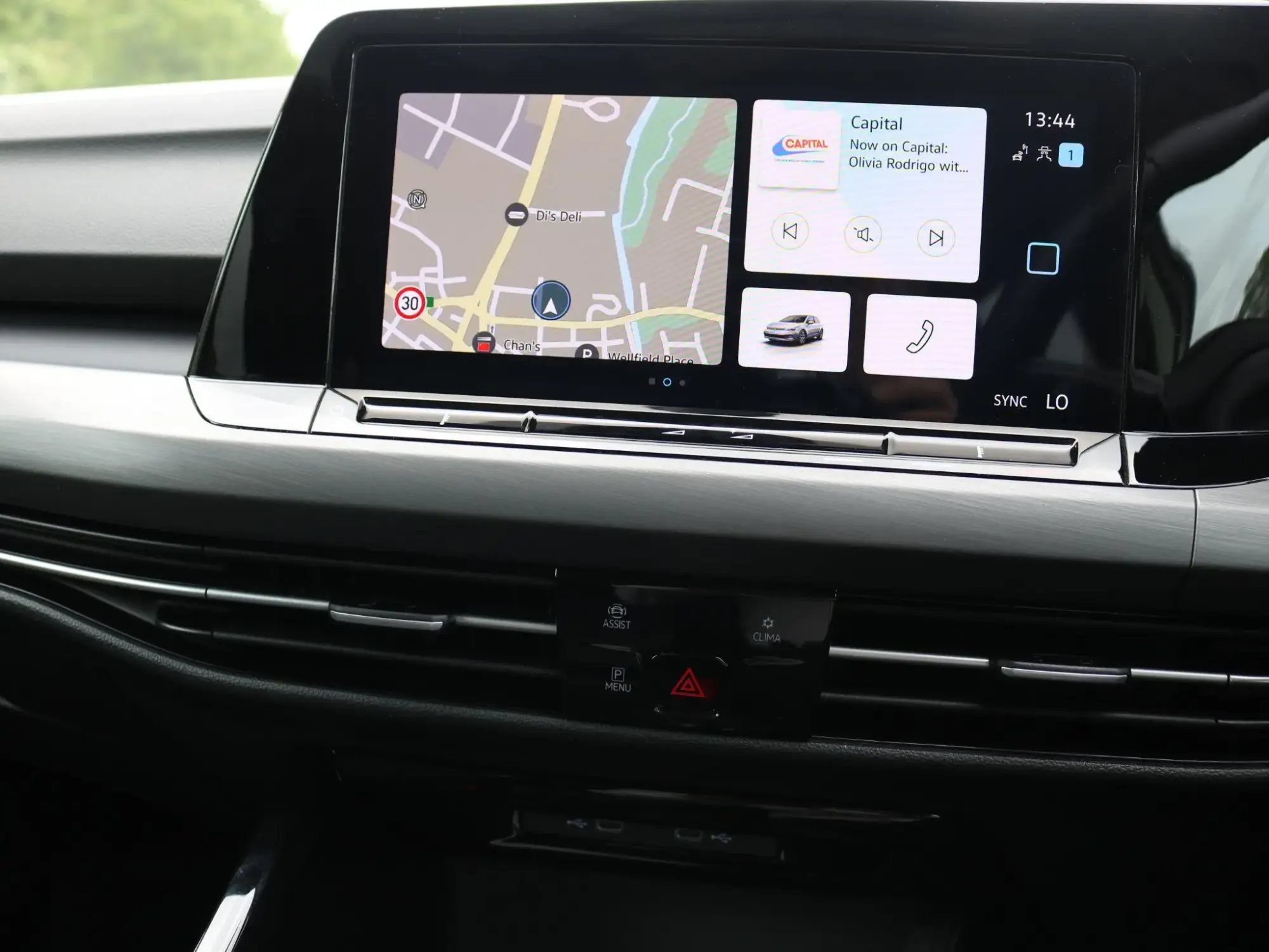 Volkswagen Golf Image 22