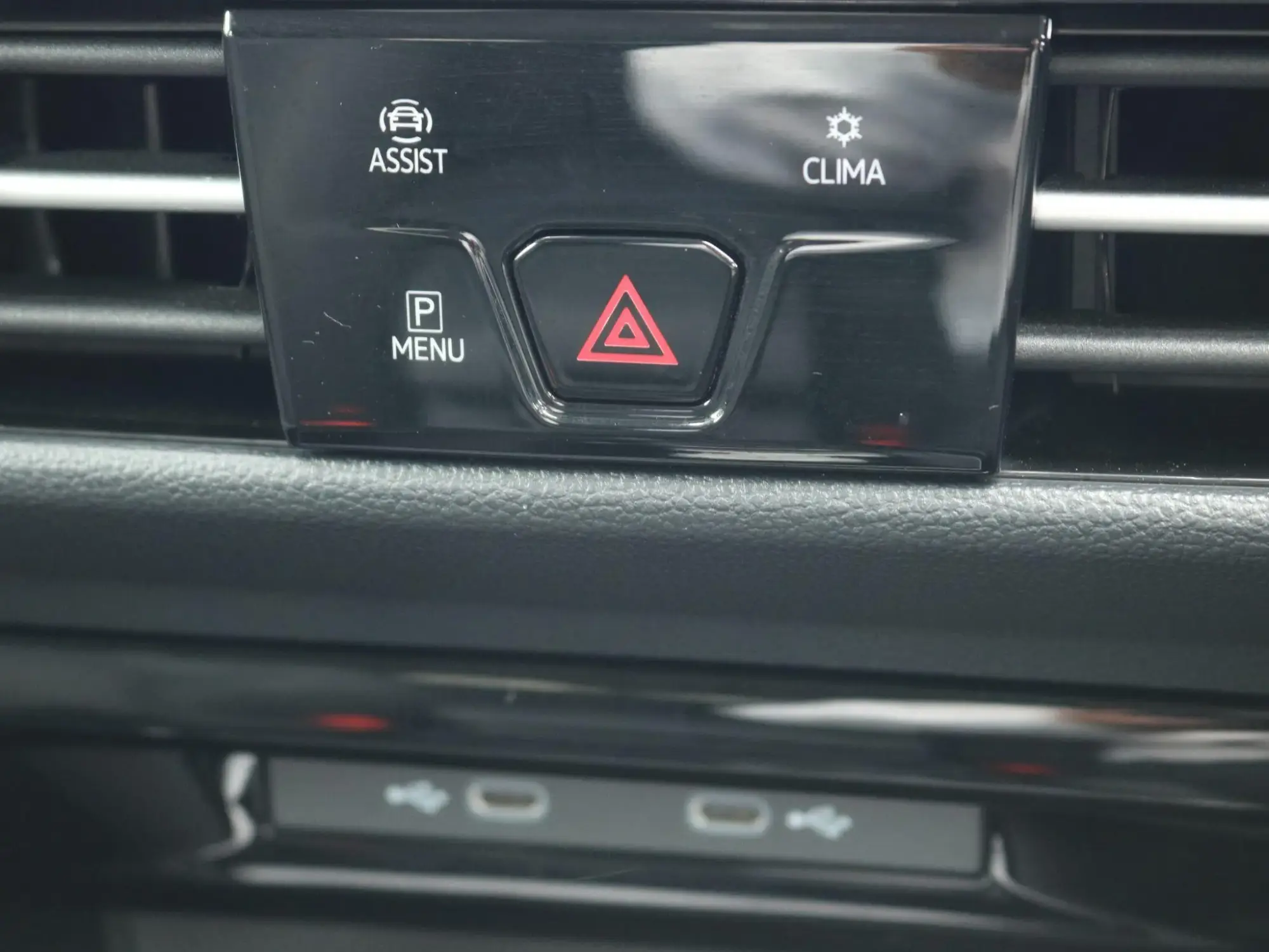 Volkswagen Golf Image 27