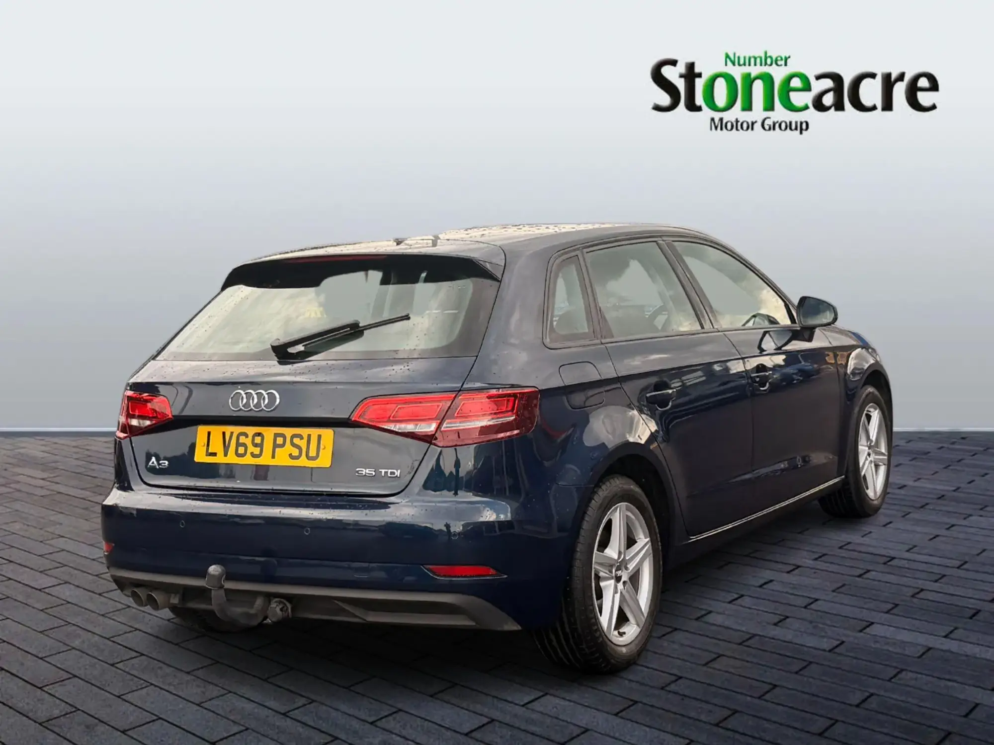 Audi A3 2.0 TDI 35 SE Technik Sportback Euro 6 (s/s) 5dr LV69PSU Image 3
