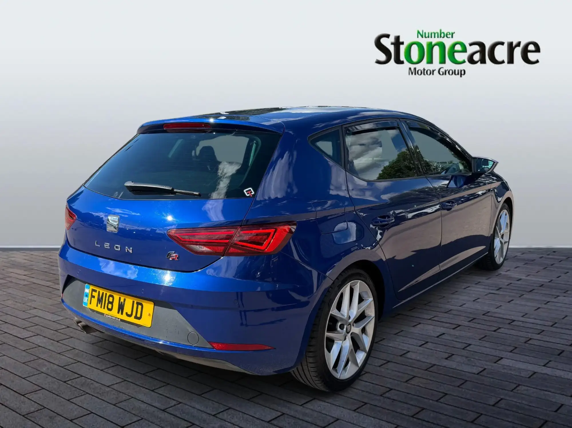 SEAT Leon 1.4 TSI FR Technology Hatchback 5dr Petrol Manual Euro 6 (s/s) (125 ps) FM18WJD Image 3